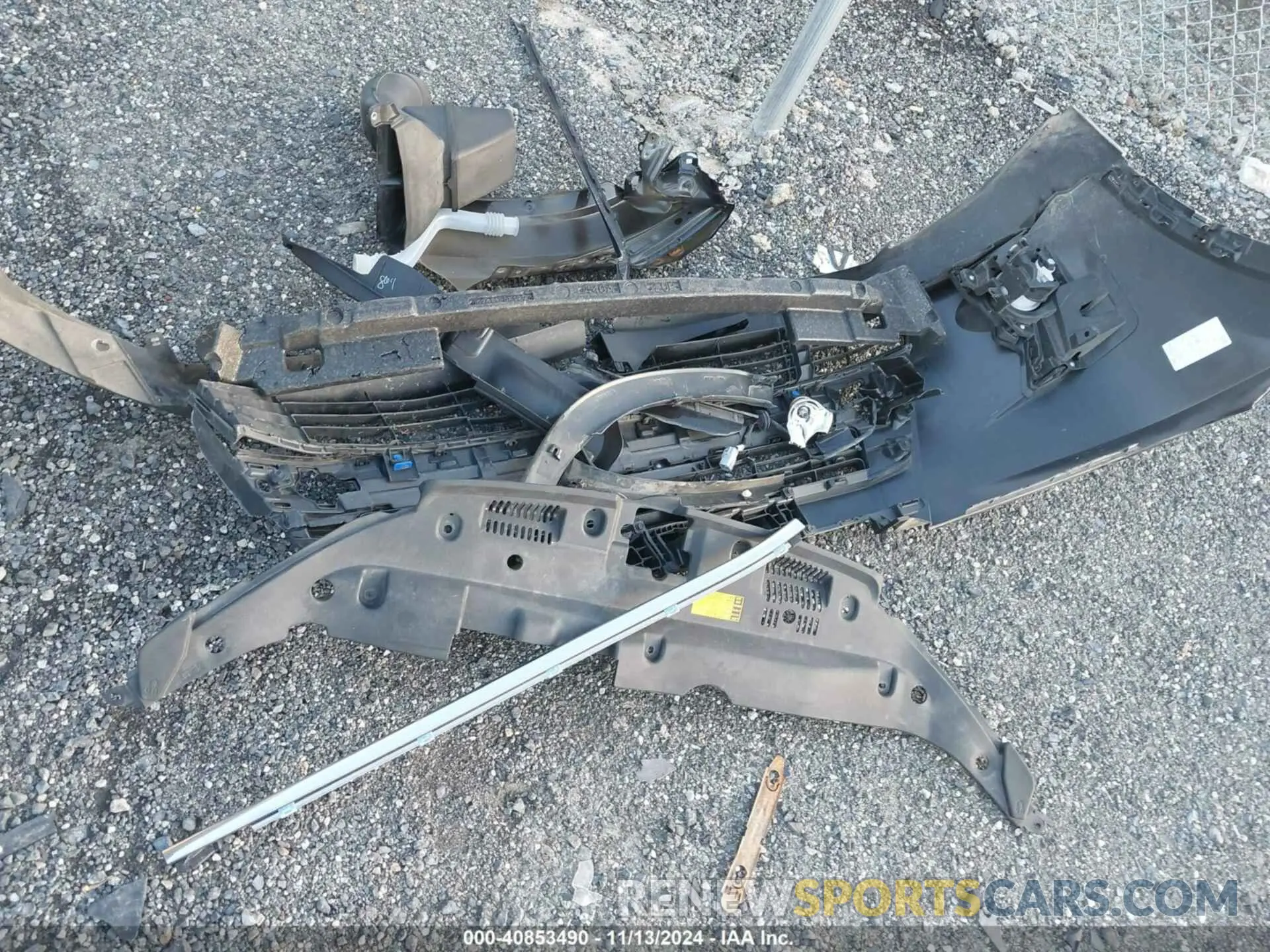 12 Photograph of a damaged car 5TDBZRFH9KS958859 TOYOTA HIGHLANDER 2019
