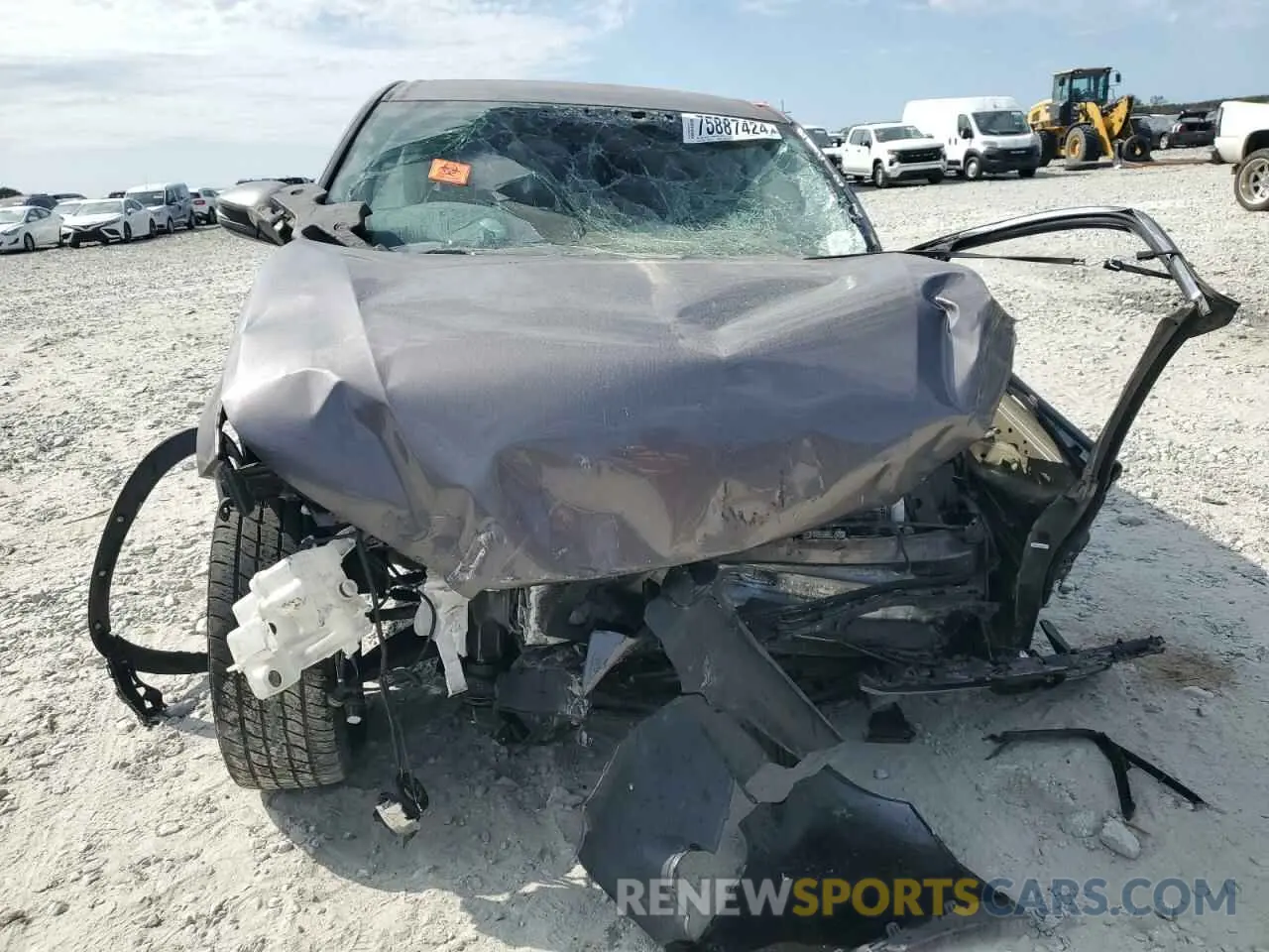 5 Photograph of a damaged car 5TDBZRFH9KS964046 TOYOTA HIGHLANDER 2019