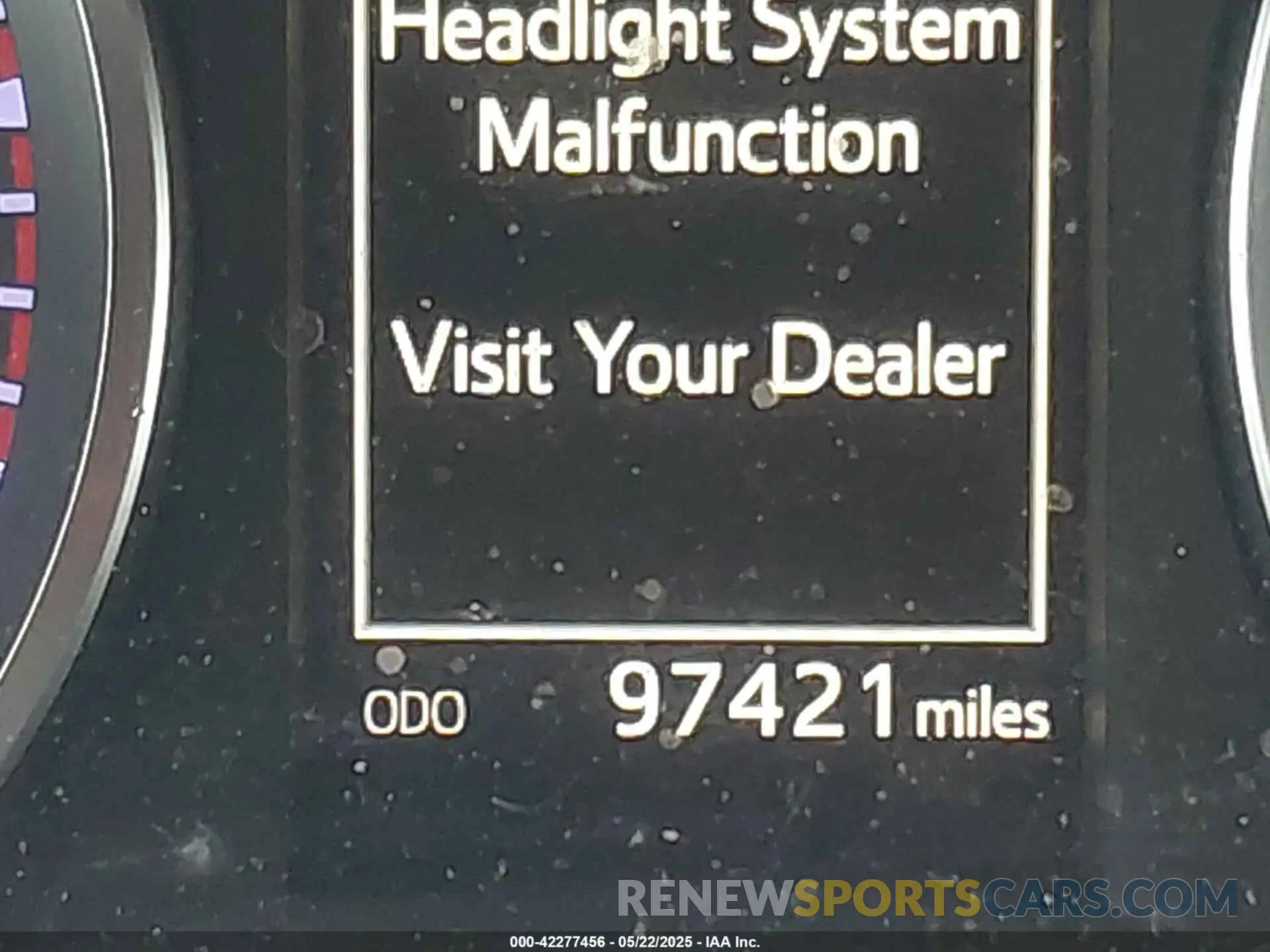 15 Photograph of a damaged car 5TDBZRFH9KS975208 TOYOTA HIGHLANDER 2019