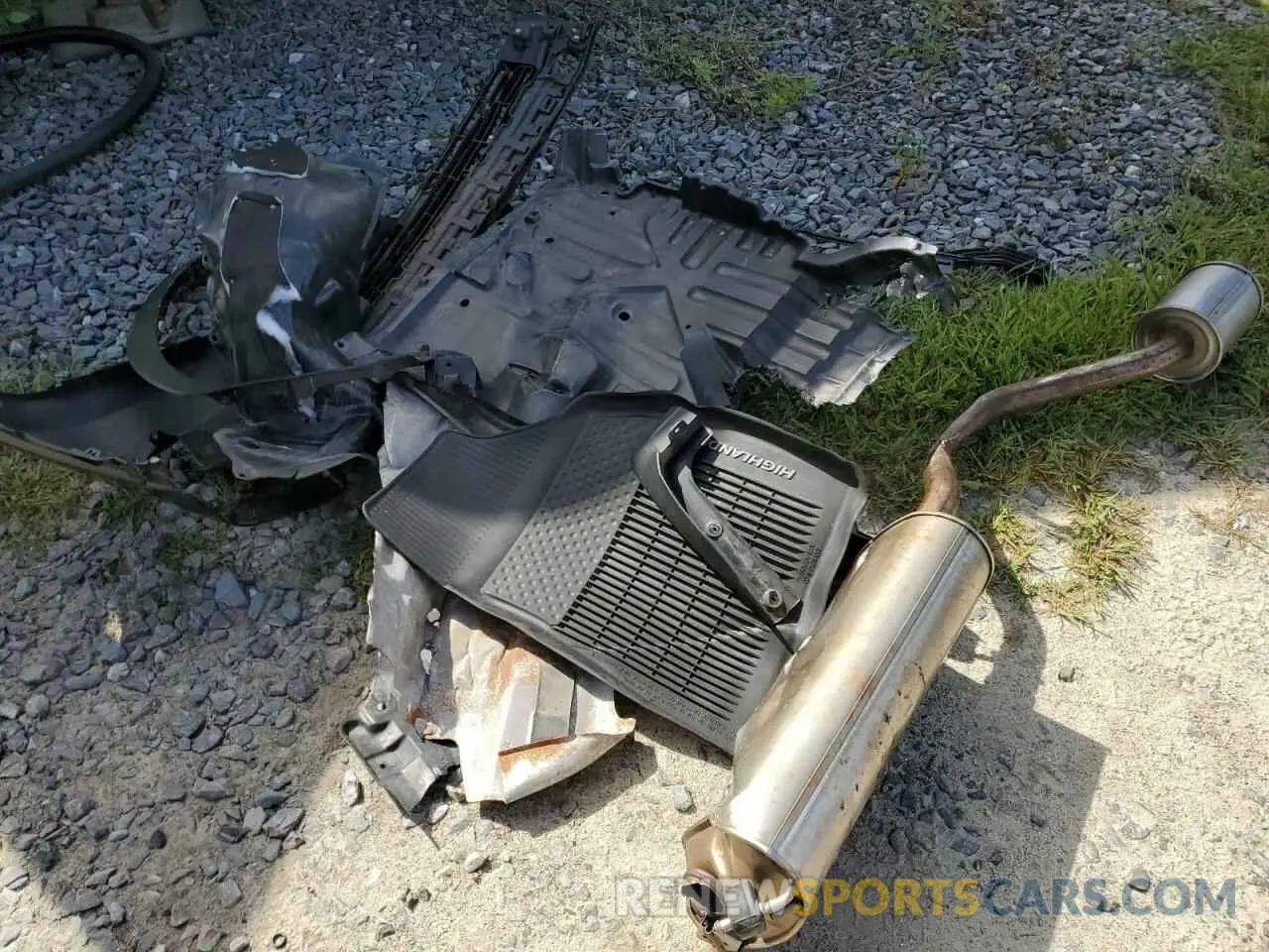 13 Photograph of a damaged car 5TDBZRFHXKS747184 TOYOTA HIGHLANDER 2019