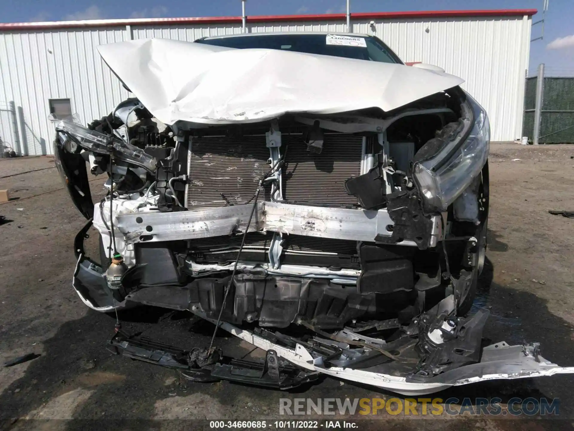 6 Photograph of a damaged car 5TDBZRFHXKS935395 TOYOTA HIGHLANDER 2019