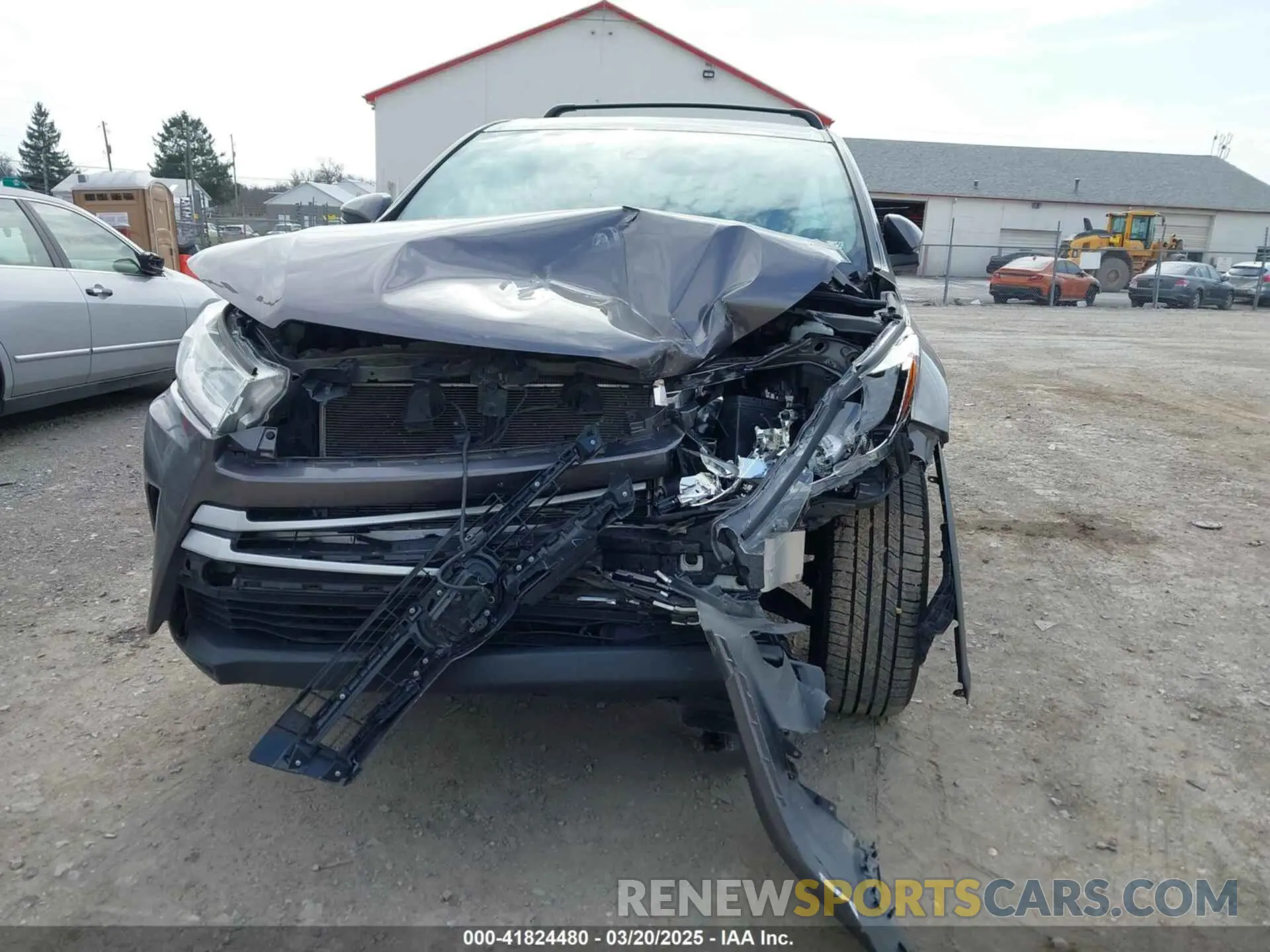 12 Photograph of a damaged car 5TDBZRFHXKS941049 TOYOTA HIGHLANDER 2019