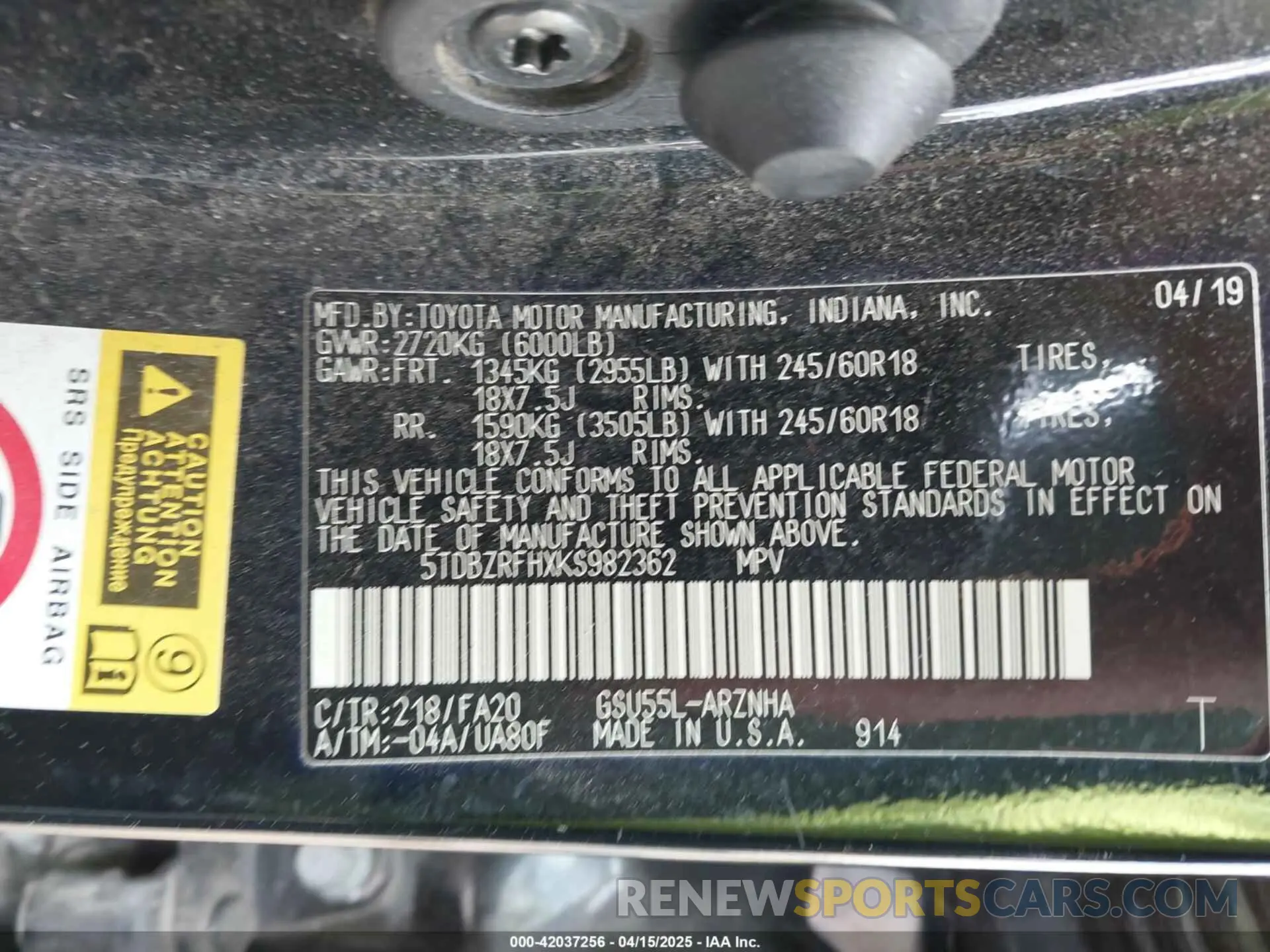 9 Photograph of a damaged car 5TDBZRFHXKS982362 TOYOTA HIGHLANDER 2019