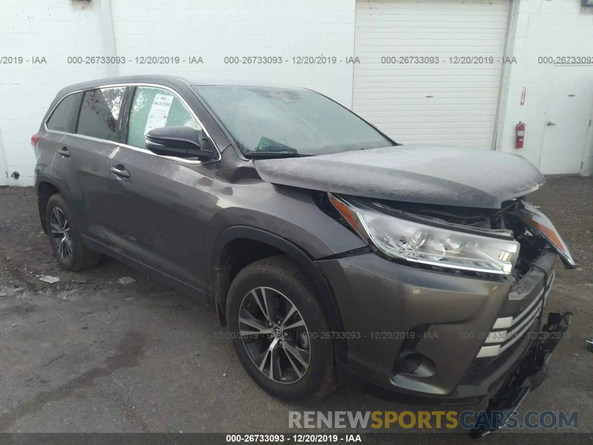 1 Photograph of a damaged car 5TDBZRFHXKS995418 TOYOTA HIGHLANDER 2019