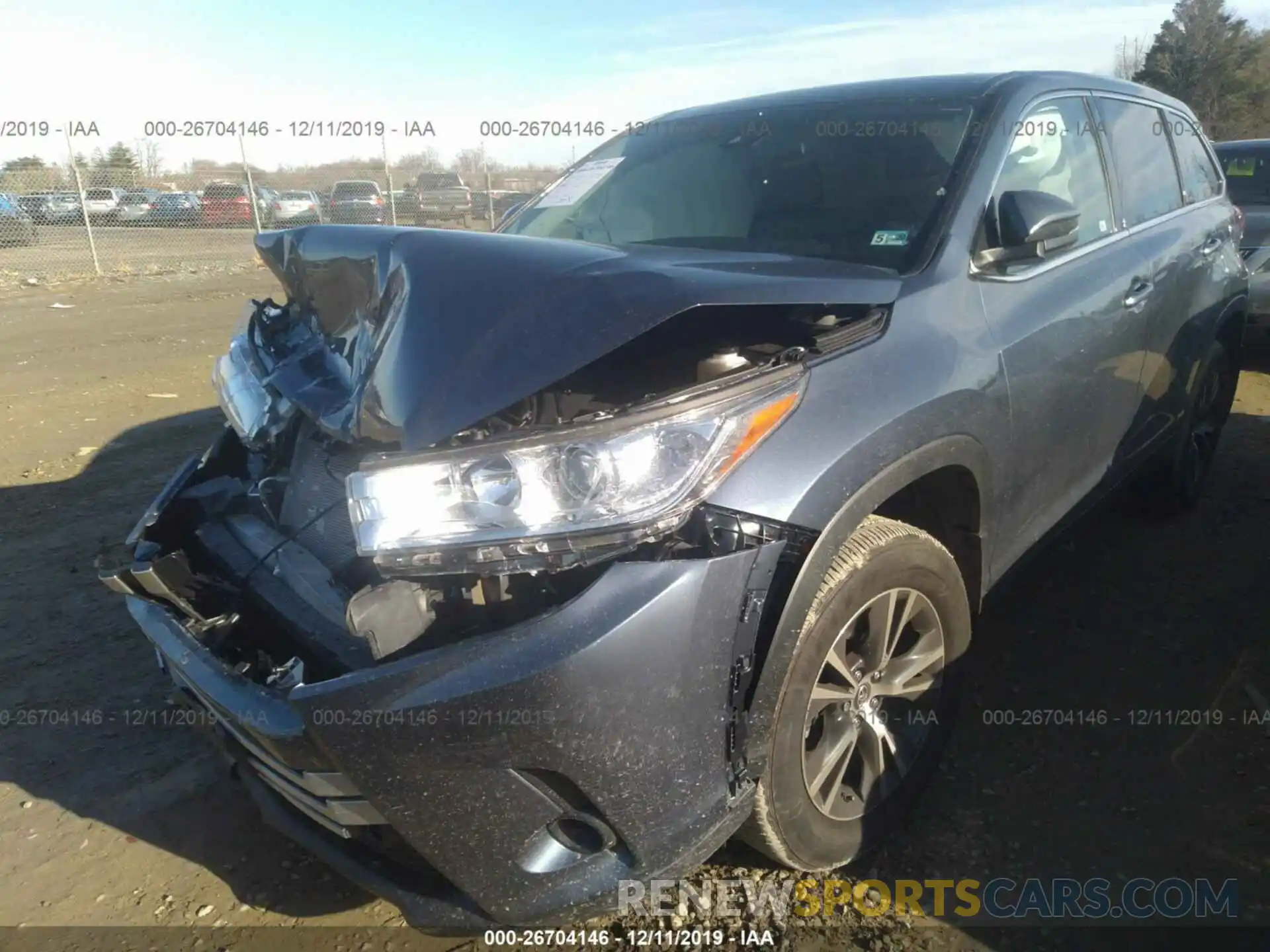 2 Photograph of a damaged car 5TDBZRFHXKS996715 TOYOTA HIGHLANDER 2019