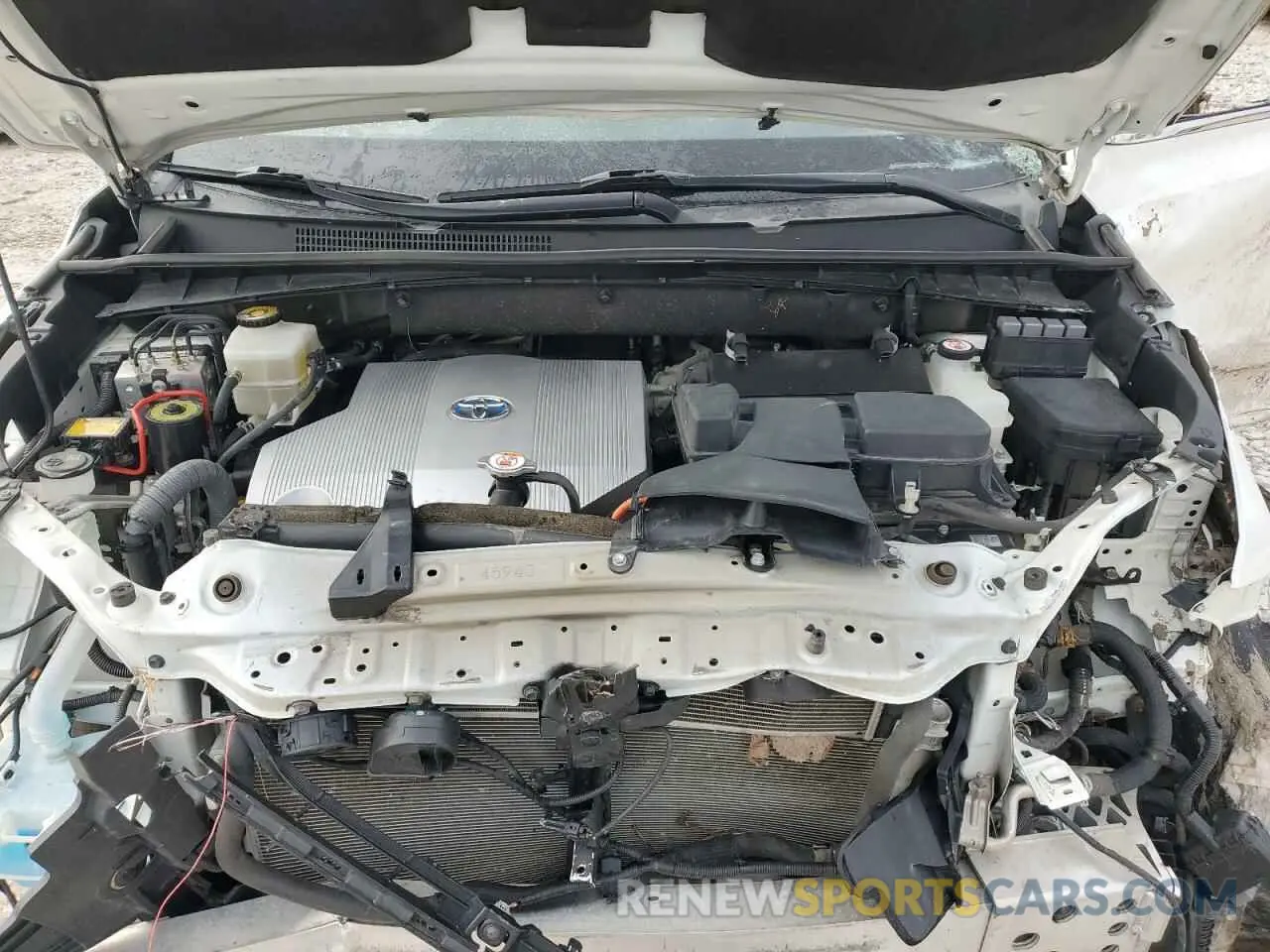 13 Photograph of a damaged car 5TDDGRFH1KS069150 TOYOTA HIGHLANDER 2019