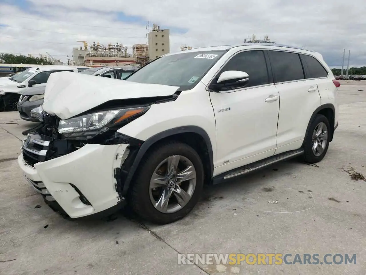 1 Photograph of a damaged car 5TDDGRFH2KS056181 TOYOTA HIGHLANDER 2019