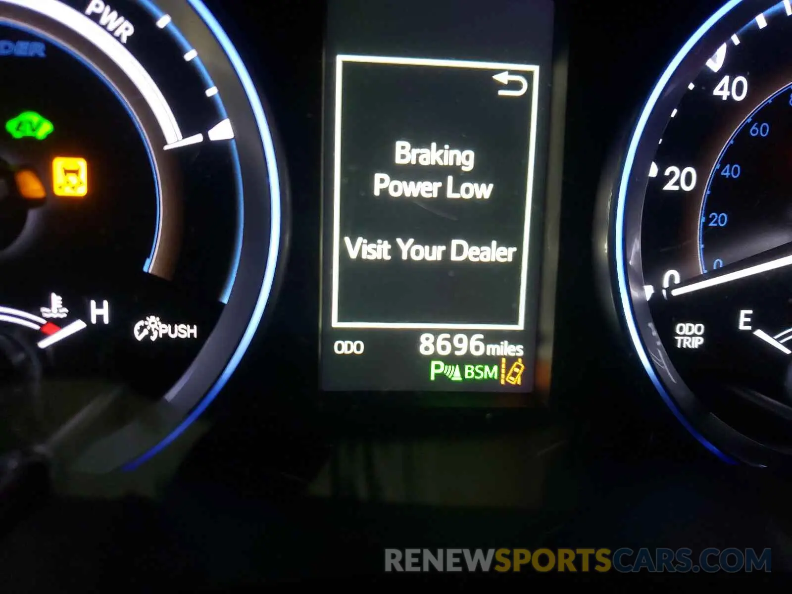 8 Photograph of a damaged car 5TDDGRFH2KS060019 TOYOTA HIGHLANDER 2019