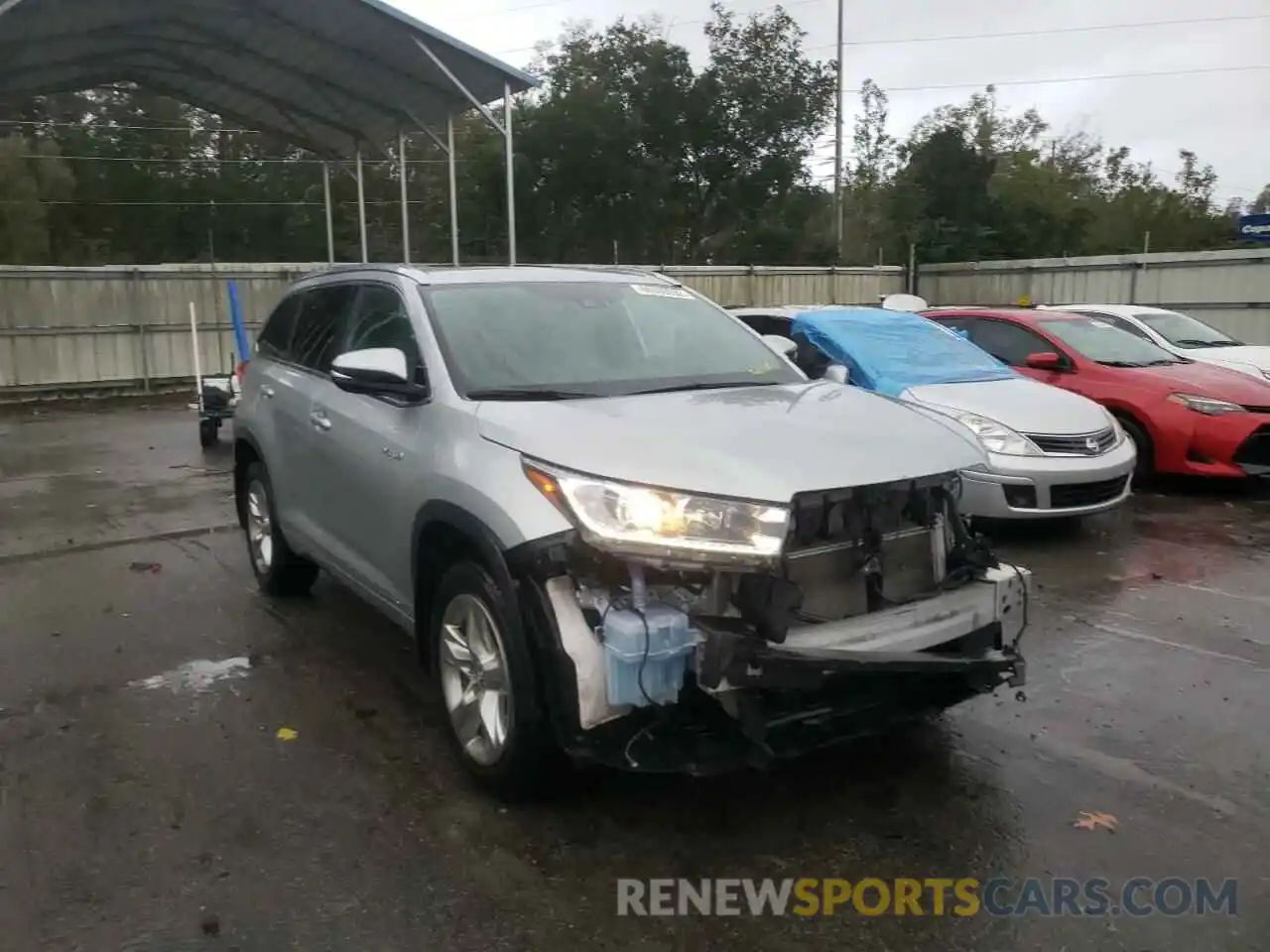 1 Photograph of a damaged car 5TDDGRFH2KS060697 TOYOTA HIGHLANDER 2019