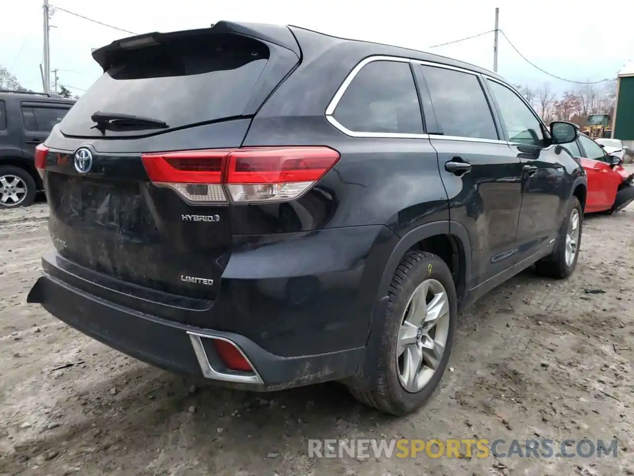 4 Photograph of a damaged car 5TDDGRFH2KS067200 TOYOTA HIGHLANDER 2019