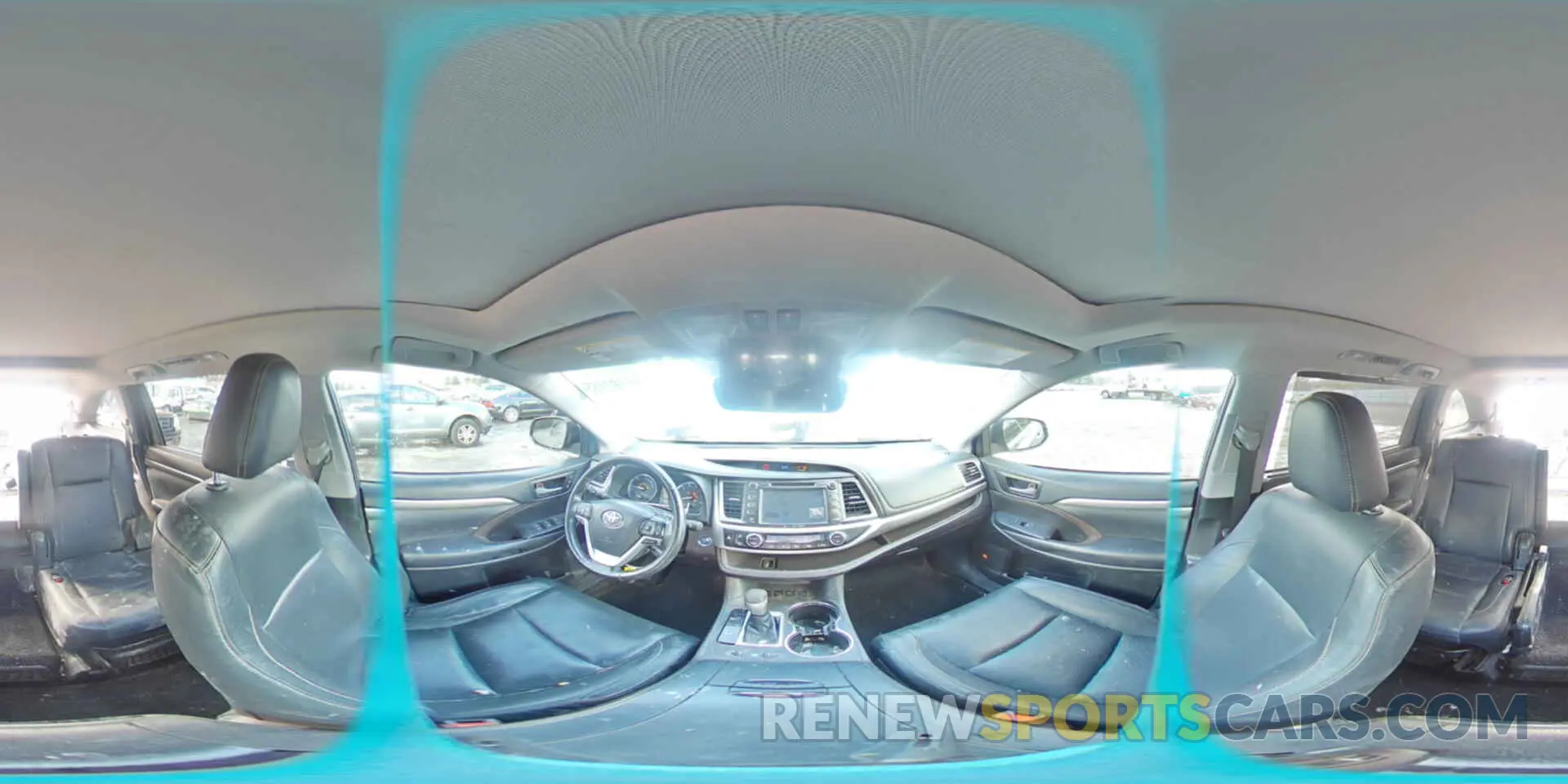 13 Photograph of a damaged car 5TDDGRFH3KS053354 TOYOTA HIGHLANDER 2019