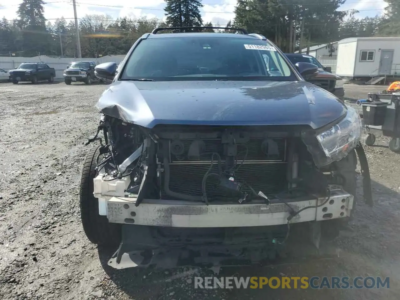5 Photograph of a damaged car 5TDDGRFH3KS053354 TOYOTA HIGHLANDER 2019