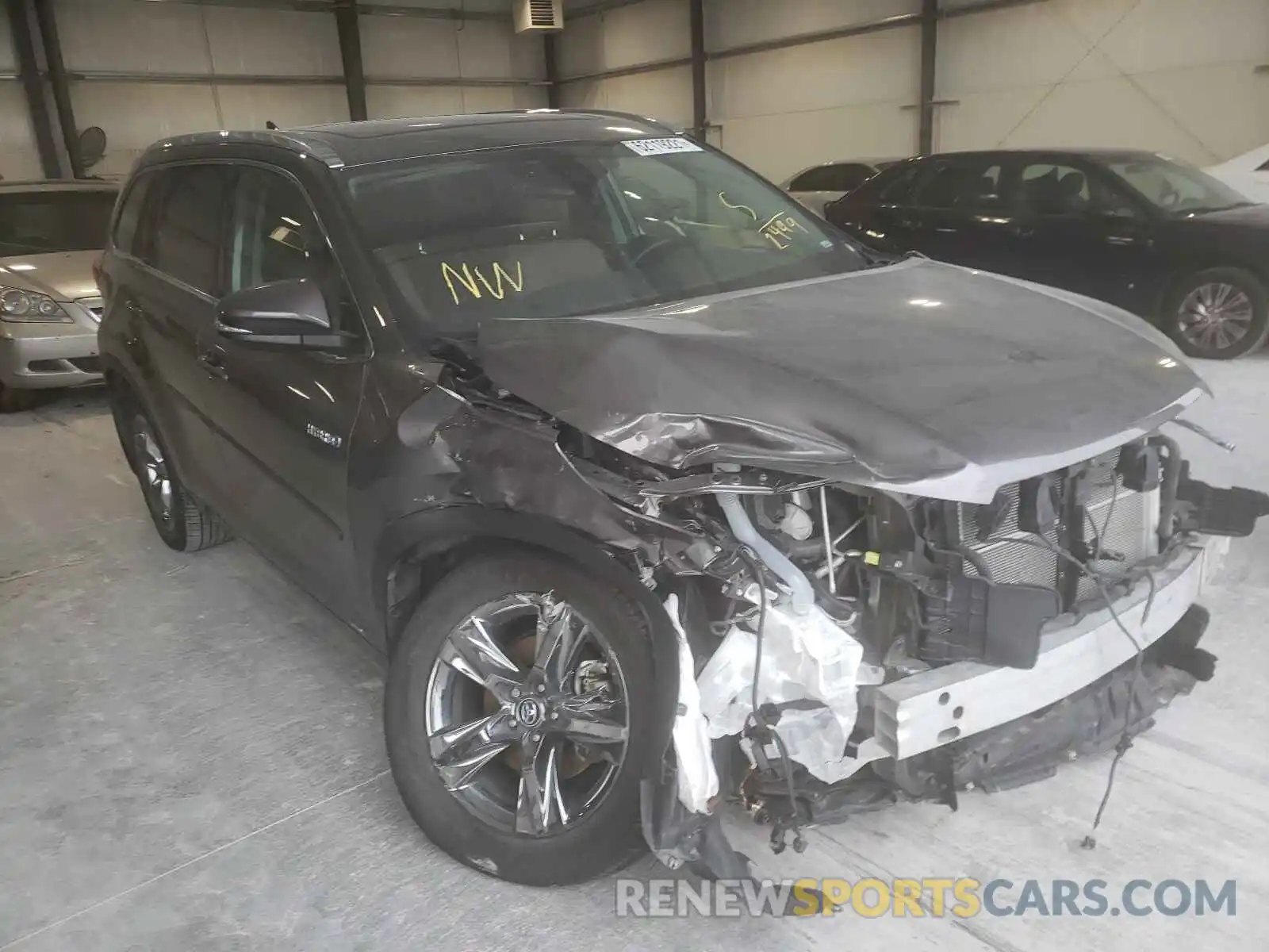 1 Photograph of a damaged car 5TDDGRFH3KS072499 TOYOTA HIGHLANDER 2019