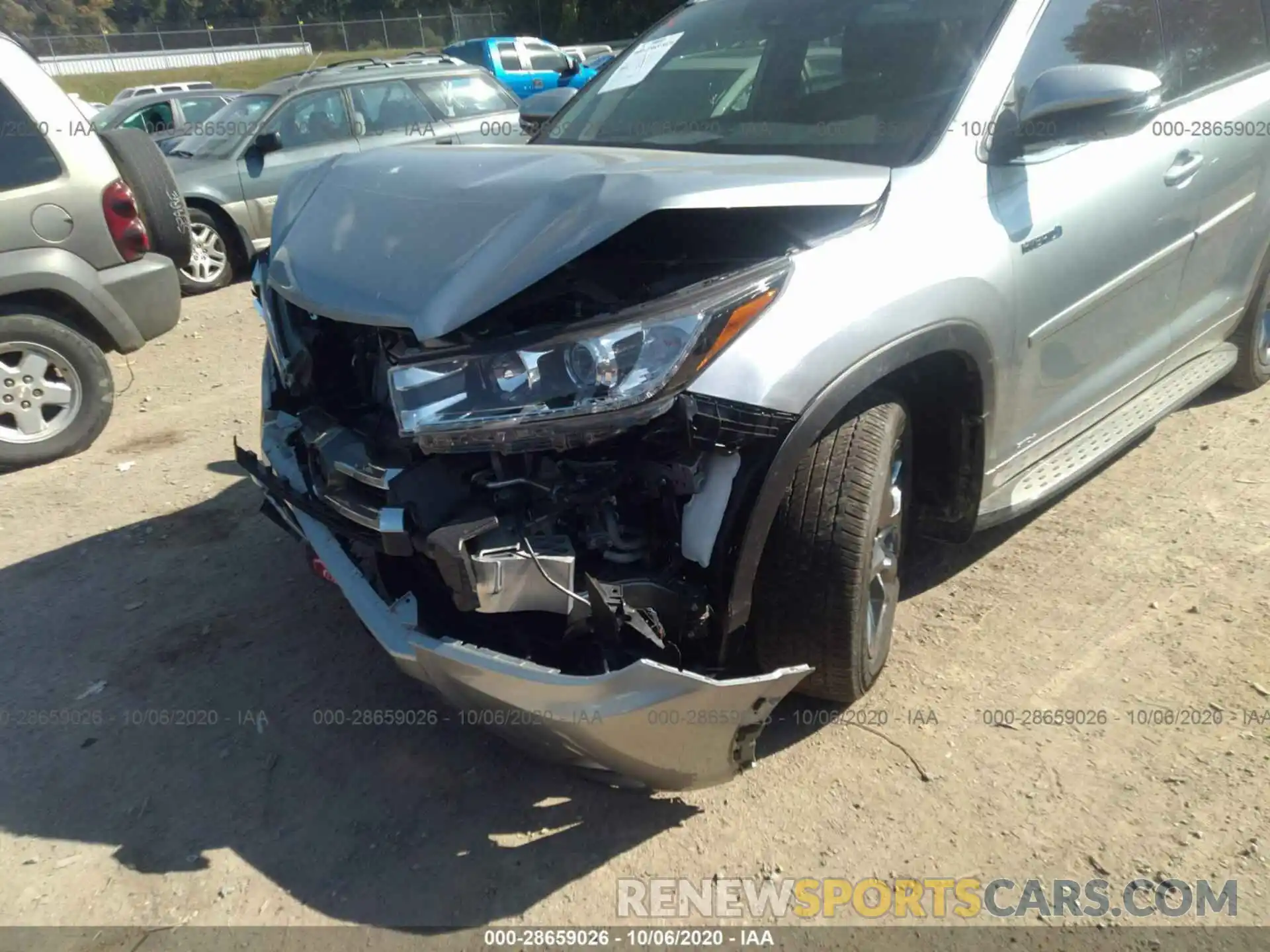 6 Photograph of a damaged car 5TDDGRFH3KS074317 TOYOTA HIGHLANDER 2019