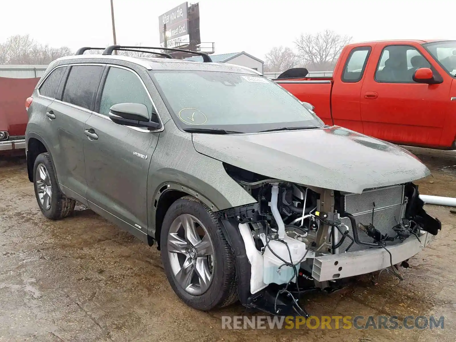 1 Photograph of a damaged car 5TDDGRFH5KS054604 TOYOTA HIGHLANDER 2019