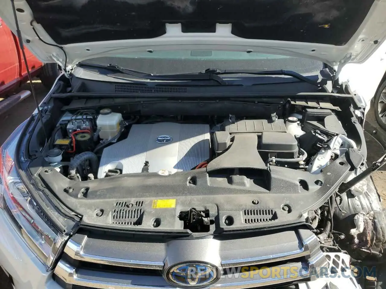 12 Photograph of a damaged car 5TDDGRFH5KS064288 TOYOTA HIGHLANDER 2019