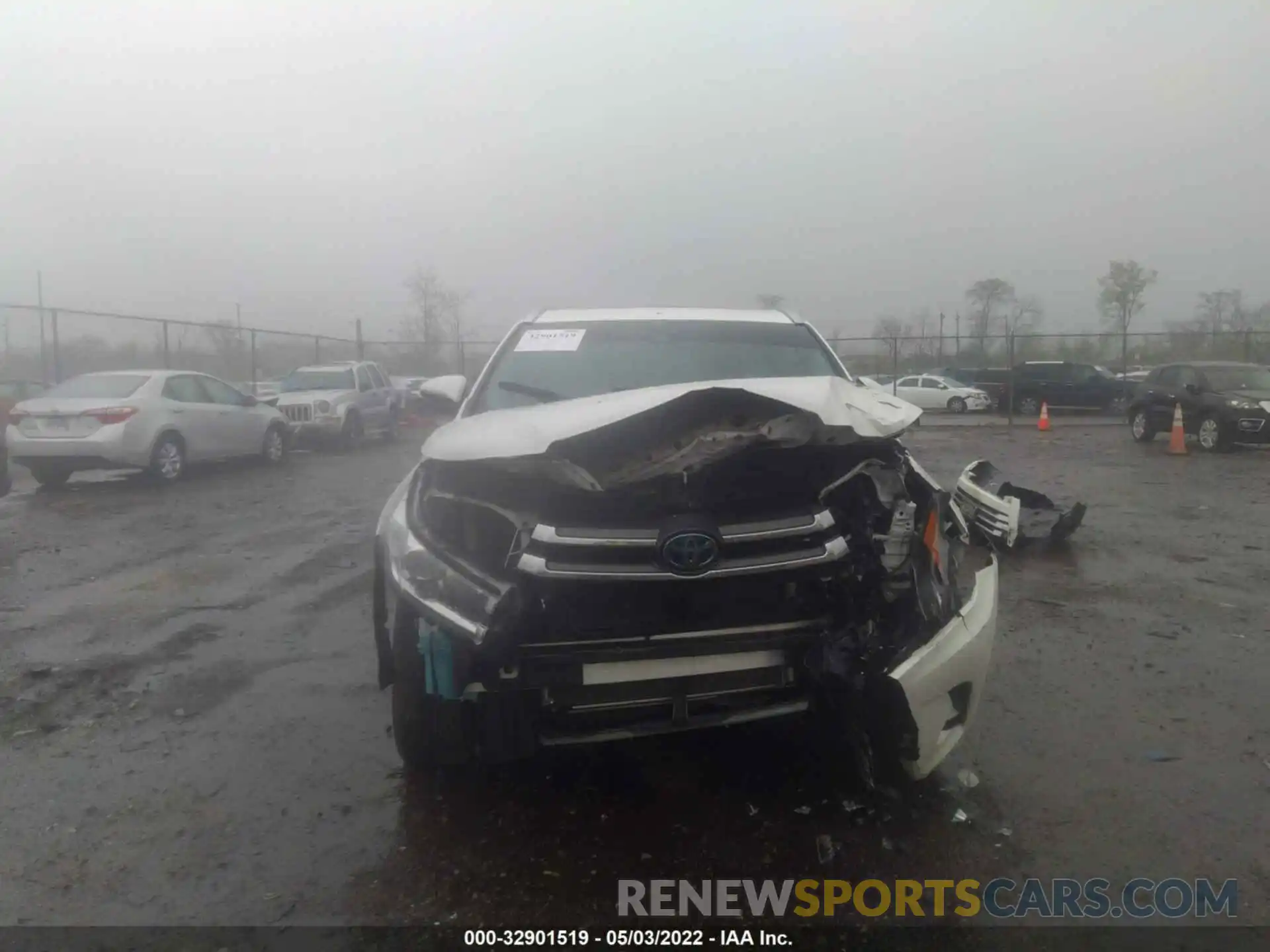 6 Photograph of a damaged car 5TDDGRFH6KS055972 TOYOTA HIGHLANDER 2019