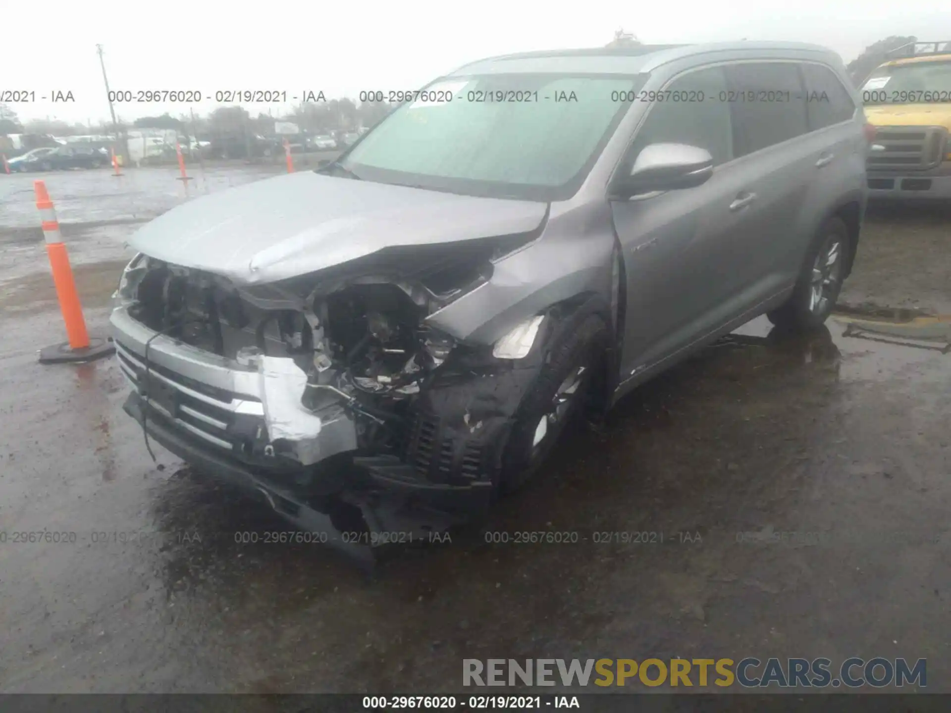 6 Photograph of a damaged car 5TDDGRFH7KS070271 TOYOTA HIGHLANDER 2019