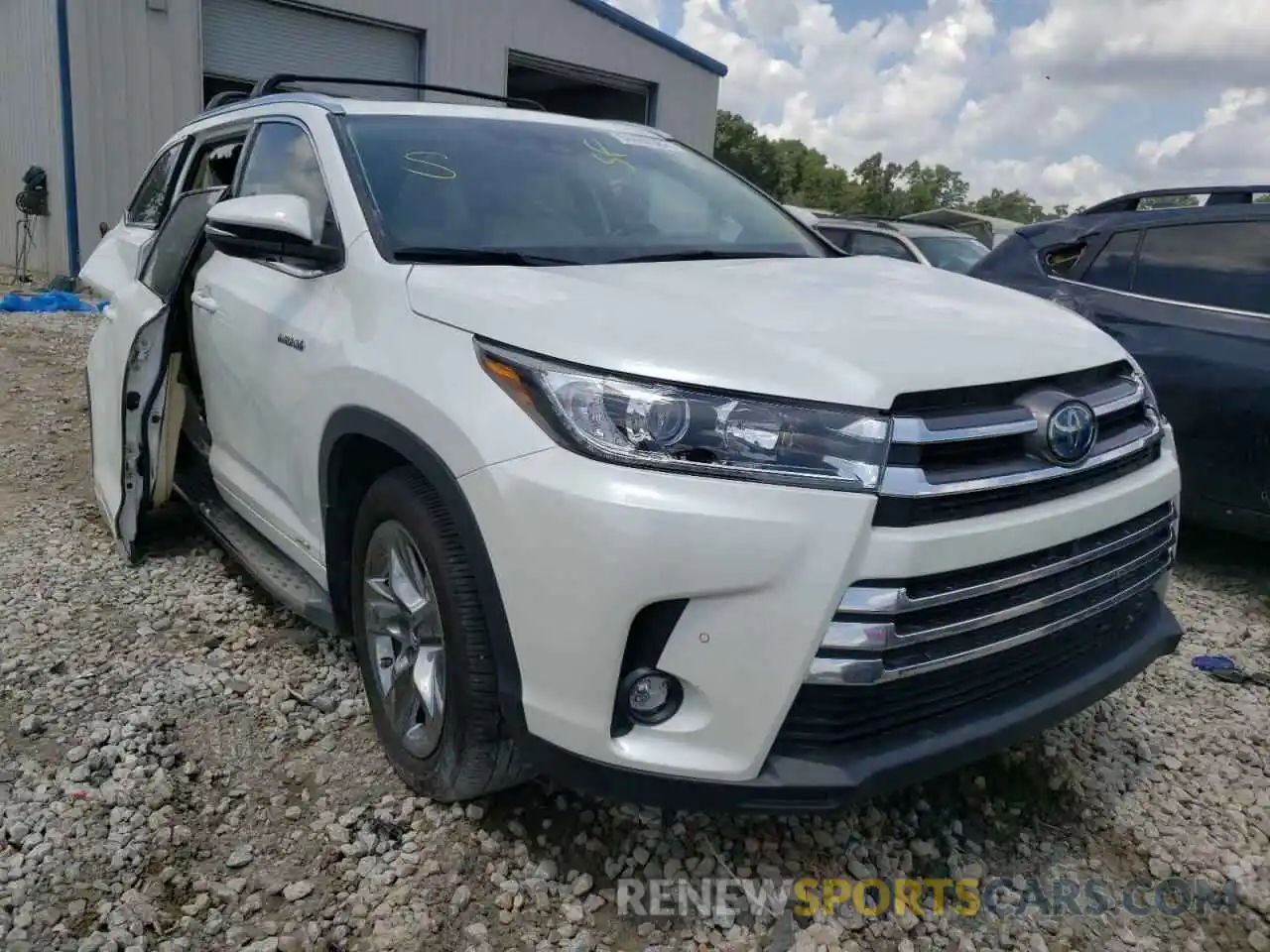 1 Photograph of a damaged car 5TDDGRFH8KS062843 TOYOTA HIGHLANDER 2019