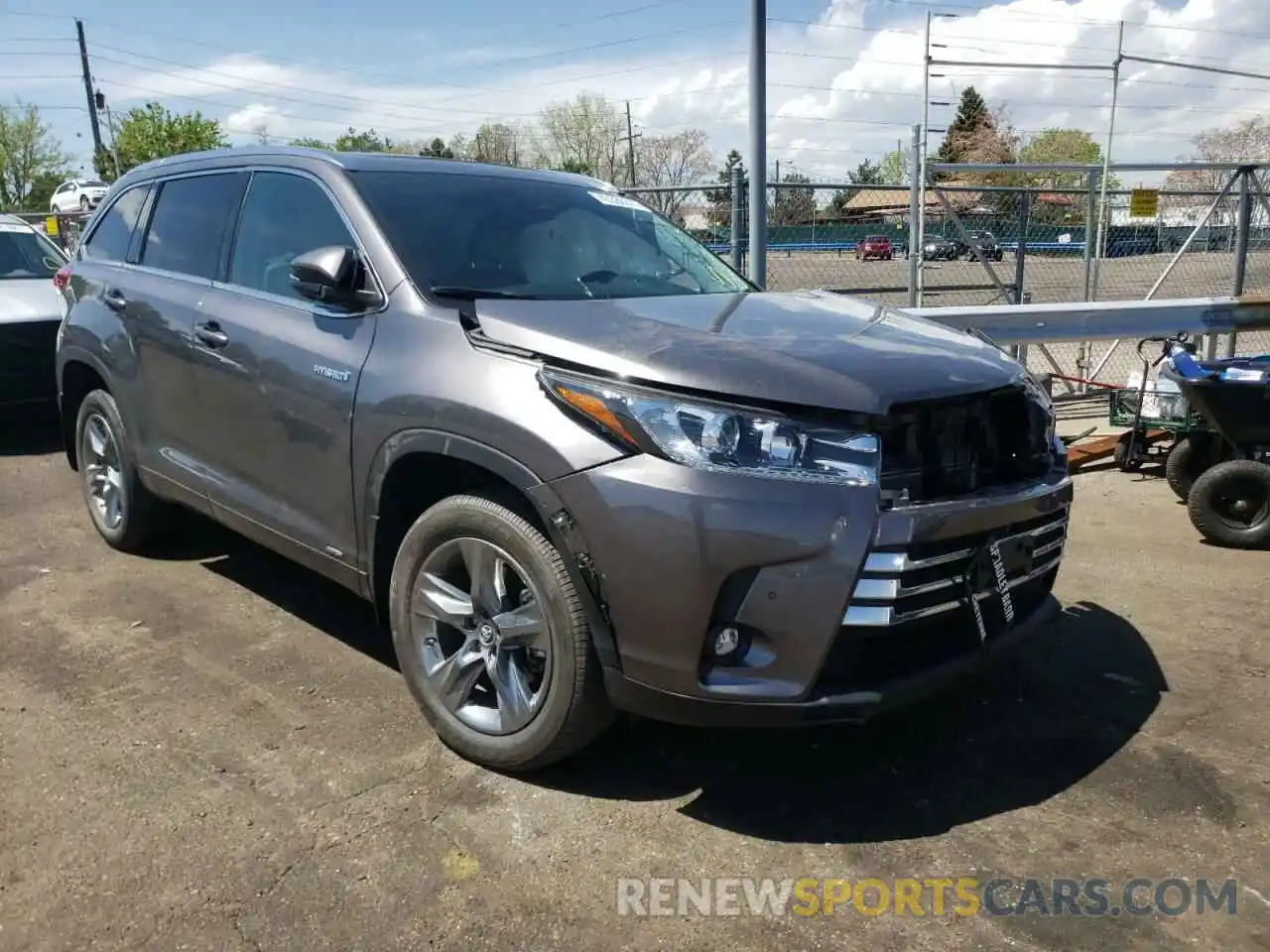 1 Photograph of a damaged car 5TDDGRFH8KS065984 TOYOTA HIGHLANDER 2019