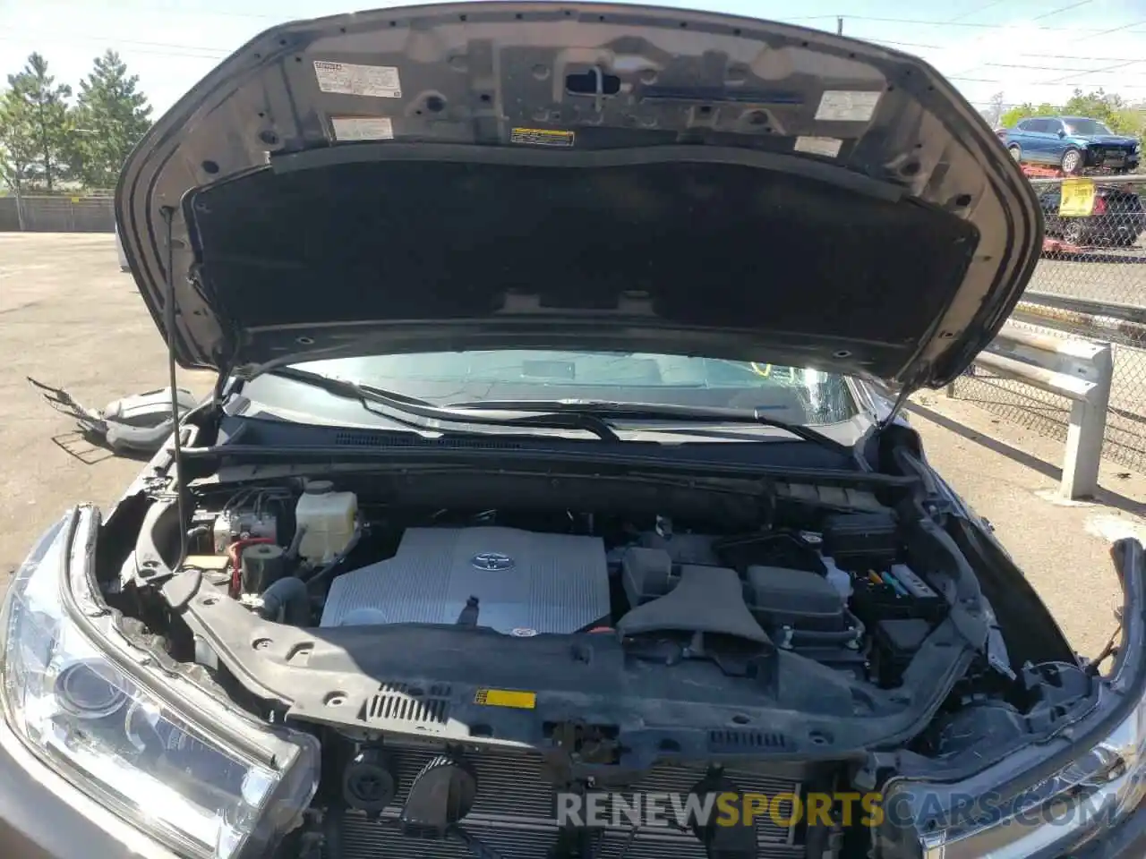 7 Photograph of a damaged car 5TDDGRFH8KS065984 TOYOTA HIGHLANDER 2019