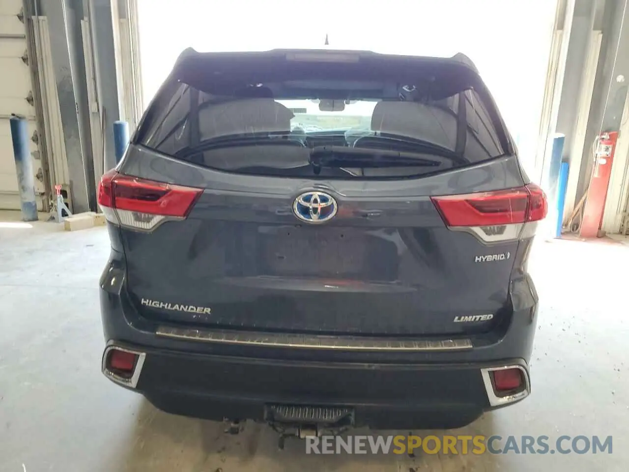 6 Photograph of a damaged car 5TDDGRFH8KS070831 TOYOTA HIGHLANDER 2019