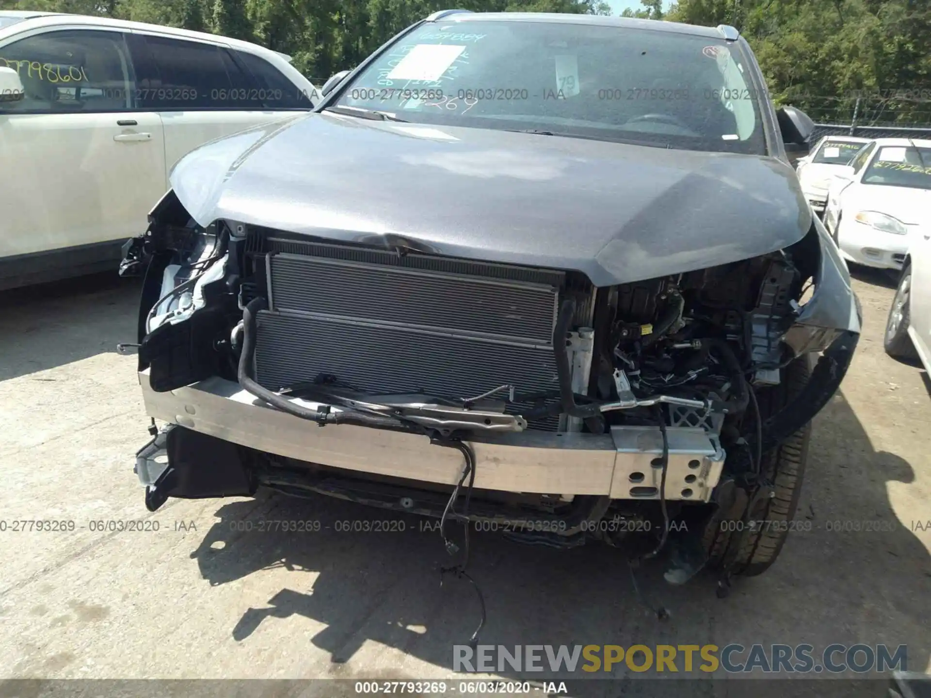 6 Photograph of a damaged car 5TDDGRFH9KS068456 TOYOTA HIGHLANDER 2019