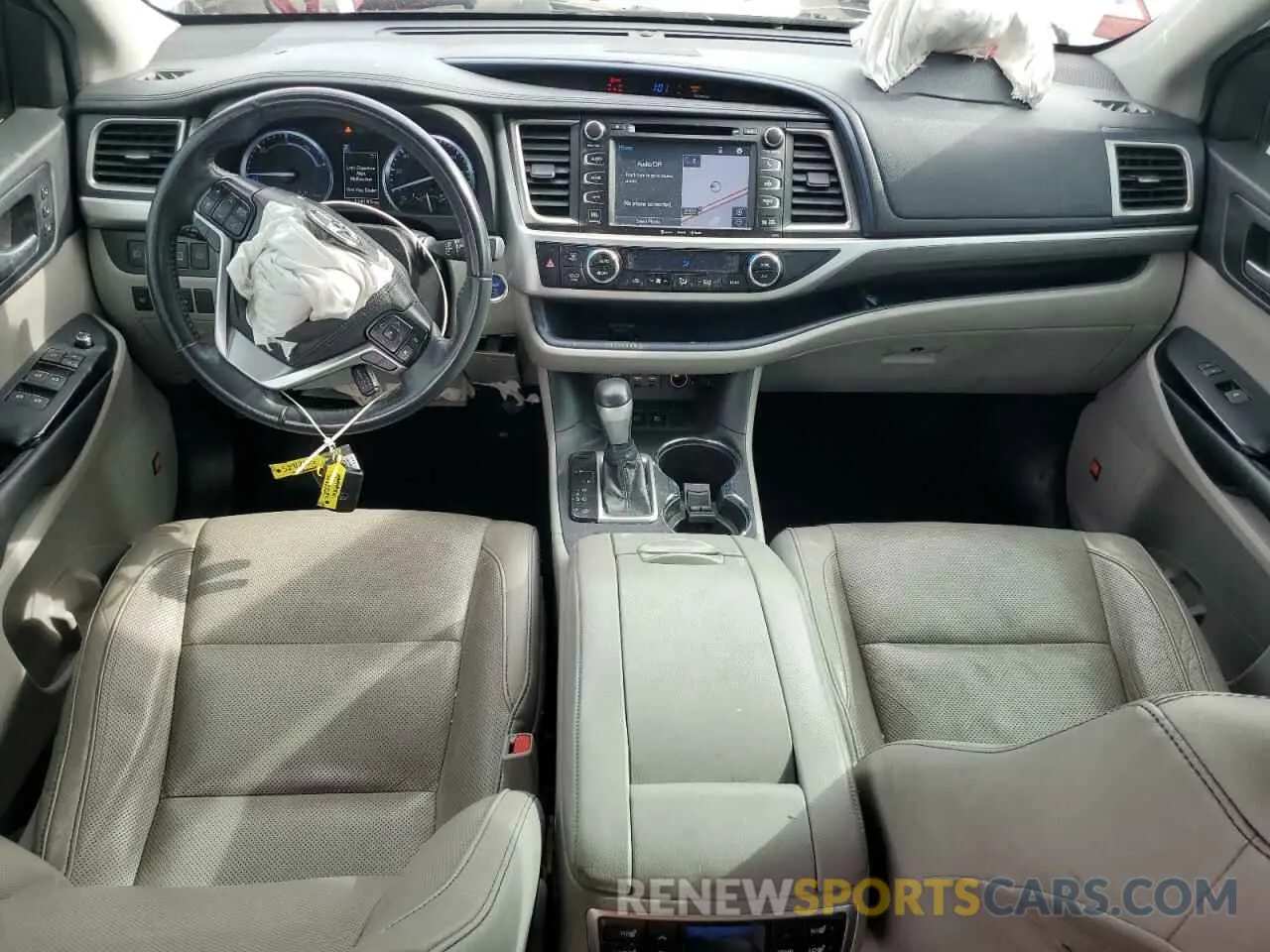 8 Photograph of a damaged car 5TDDGRFHXKS058826 TOYOTA HIGHLANDER 2019