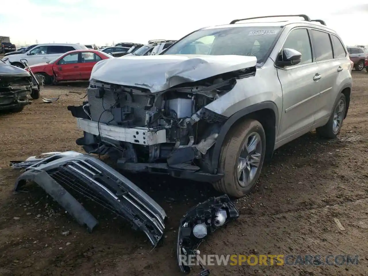 2 Photograph of a damaged car 5TDDZRFH0KS742200 TOYOTA HIGHLANDER 2019