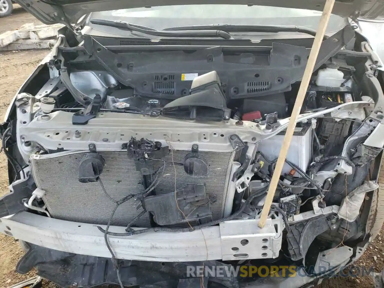 7 Photograph of a damaged car 5TDDZRFH0KS742200 TOYOTA HIGHLANDER 2019