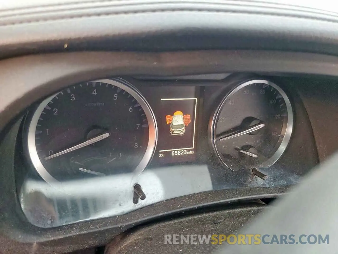 9 Photograph of a damaged car 5TDDZRFH0KS922888 TOYOTA HIGHLANDER 2019