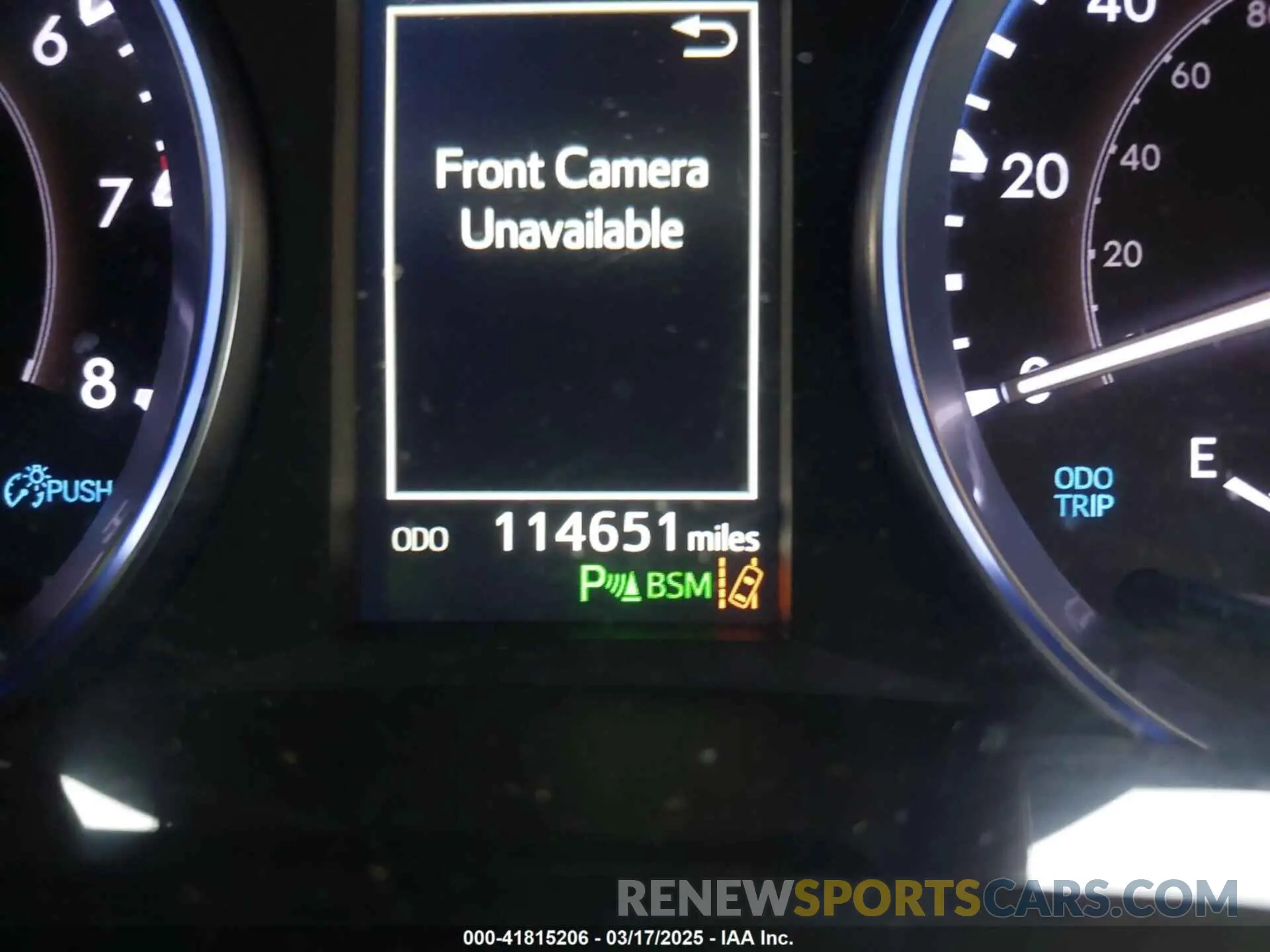 7 Photograph of a damaged car 5TDDZRFH0KS966776 TOYOTA HIGHLANDER 2019
