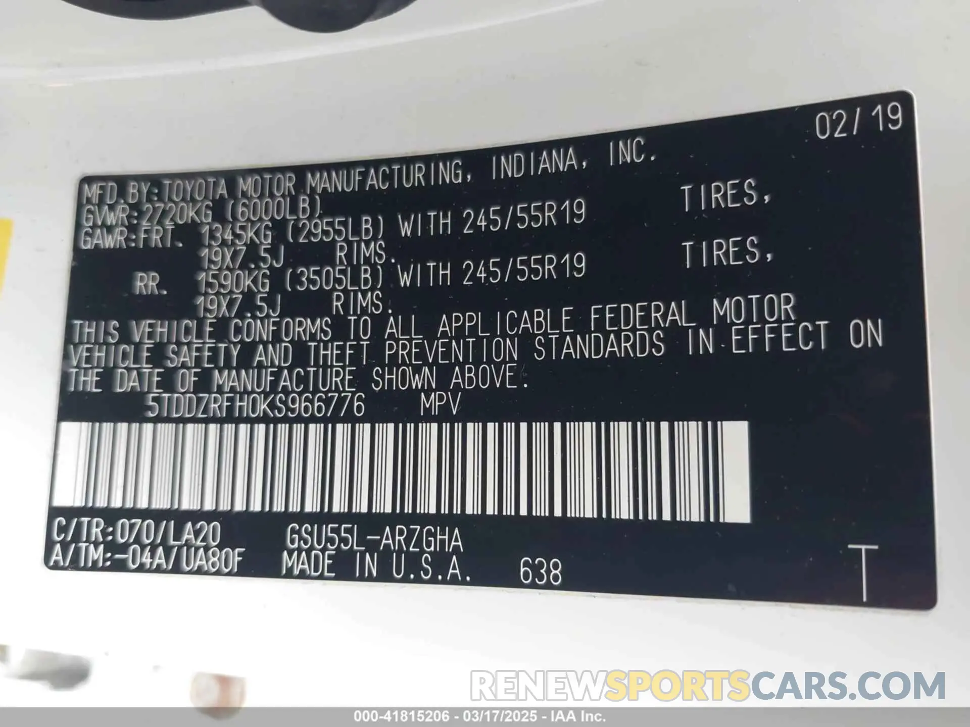 9 Photograph of a damaged car 5TDDZRFH0KS966776 TOYOTA HIGHLANDER 2019