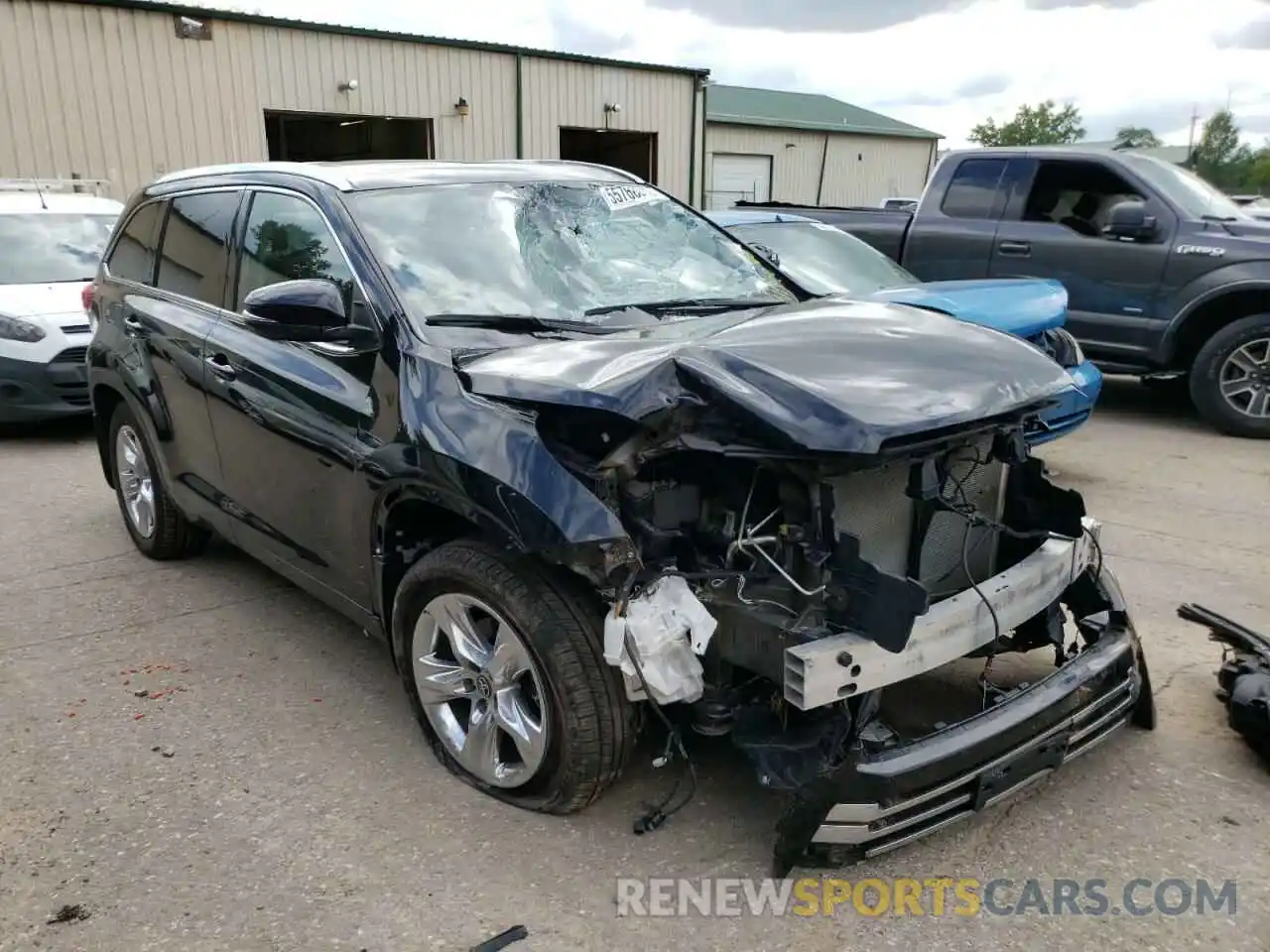 1 Photograph of a damaged car 5TDDZRFH1KS930241 TOYOTA HIGHLANDER 2019