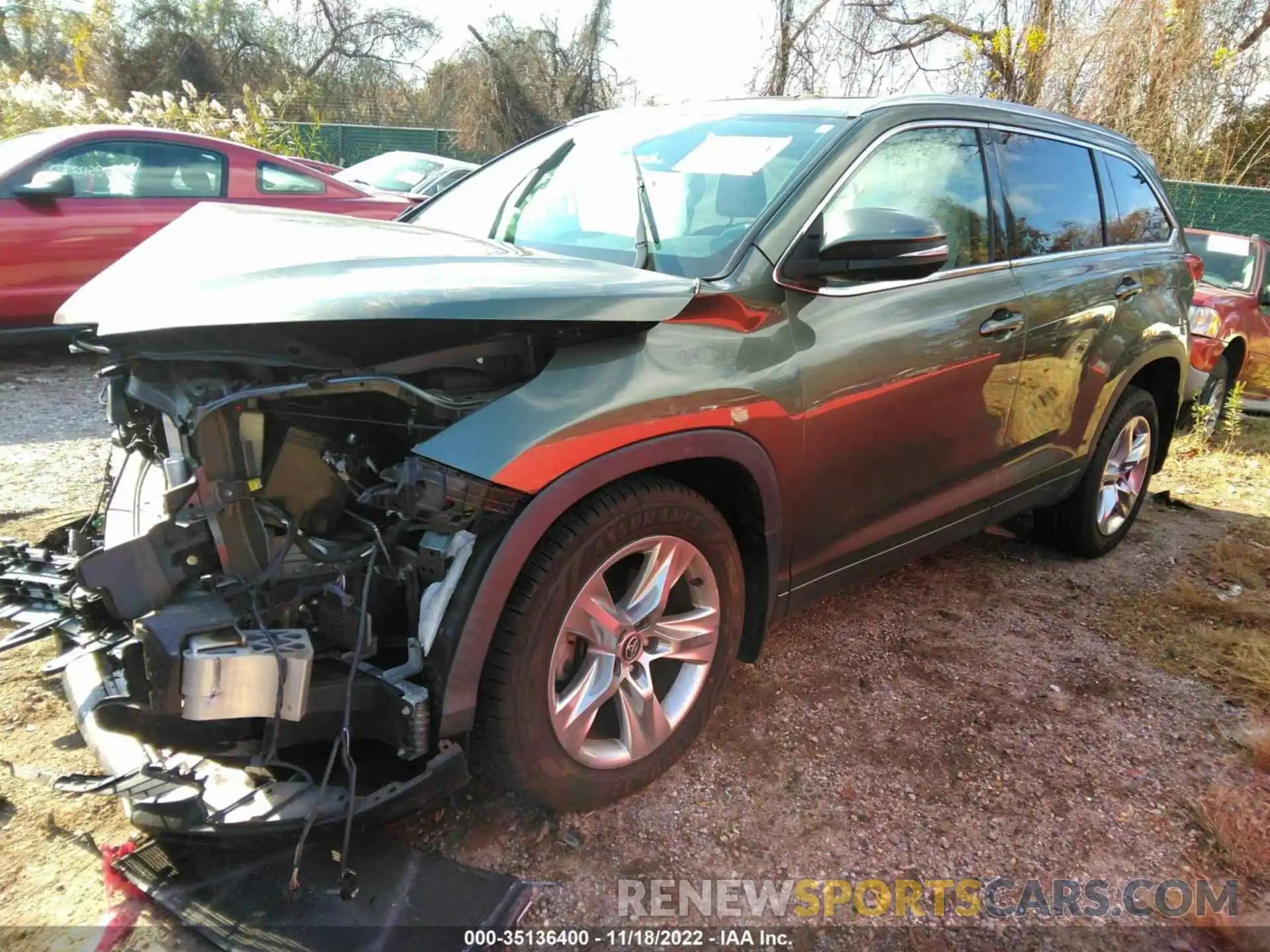 2 Photograph of a damaged car 5TDDZRFH1KS976121 TOYOTA HIGHLANDER 2019