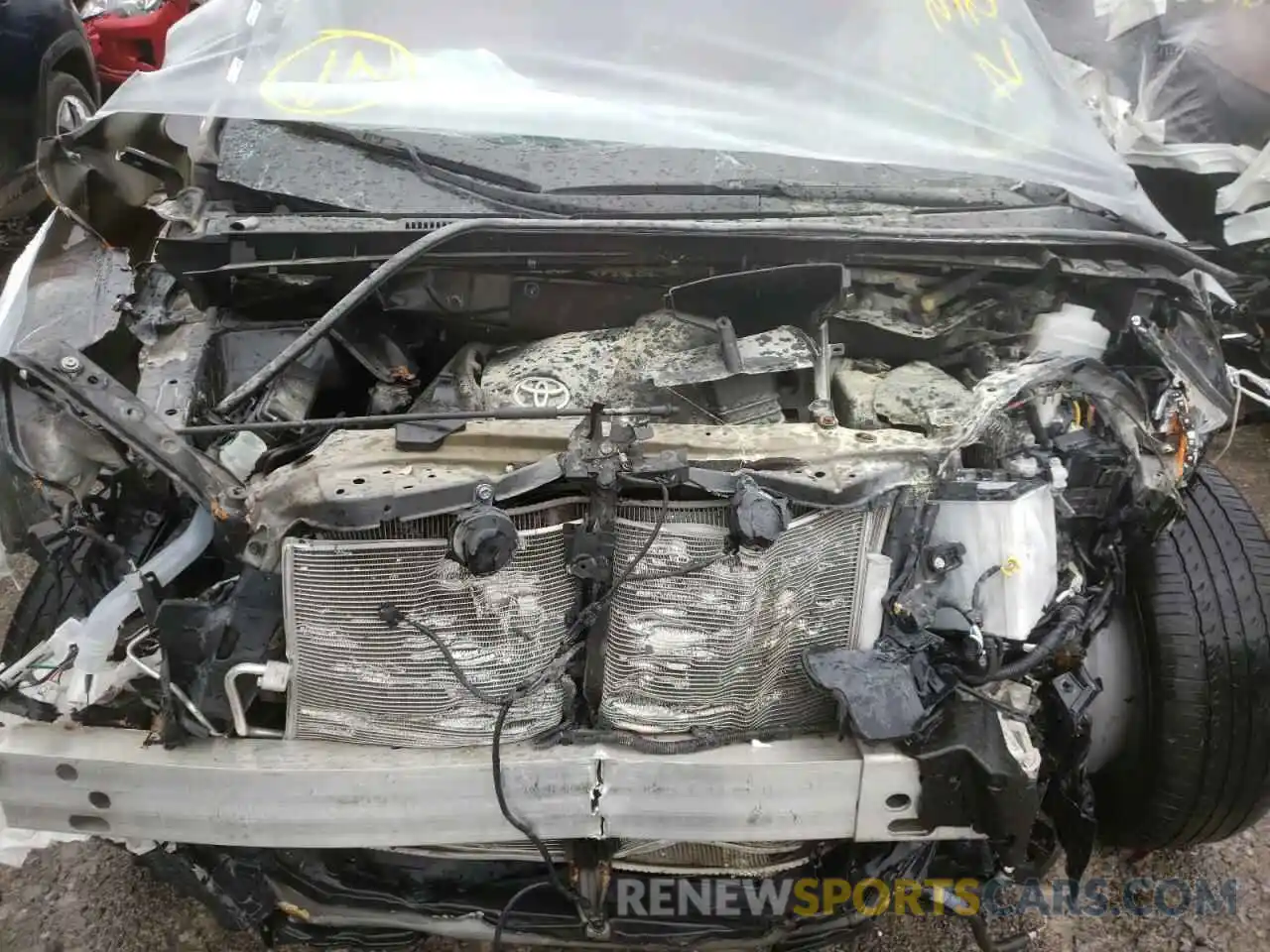 7 Photograph of a damaged car 5TDDZRFH1KS984350 TOYOTA HIGHLANDER 2019