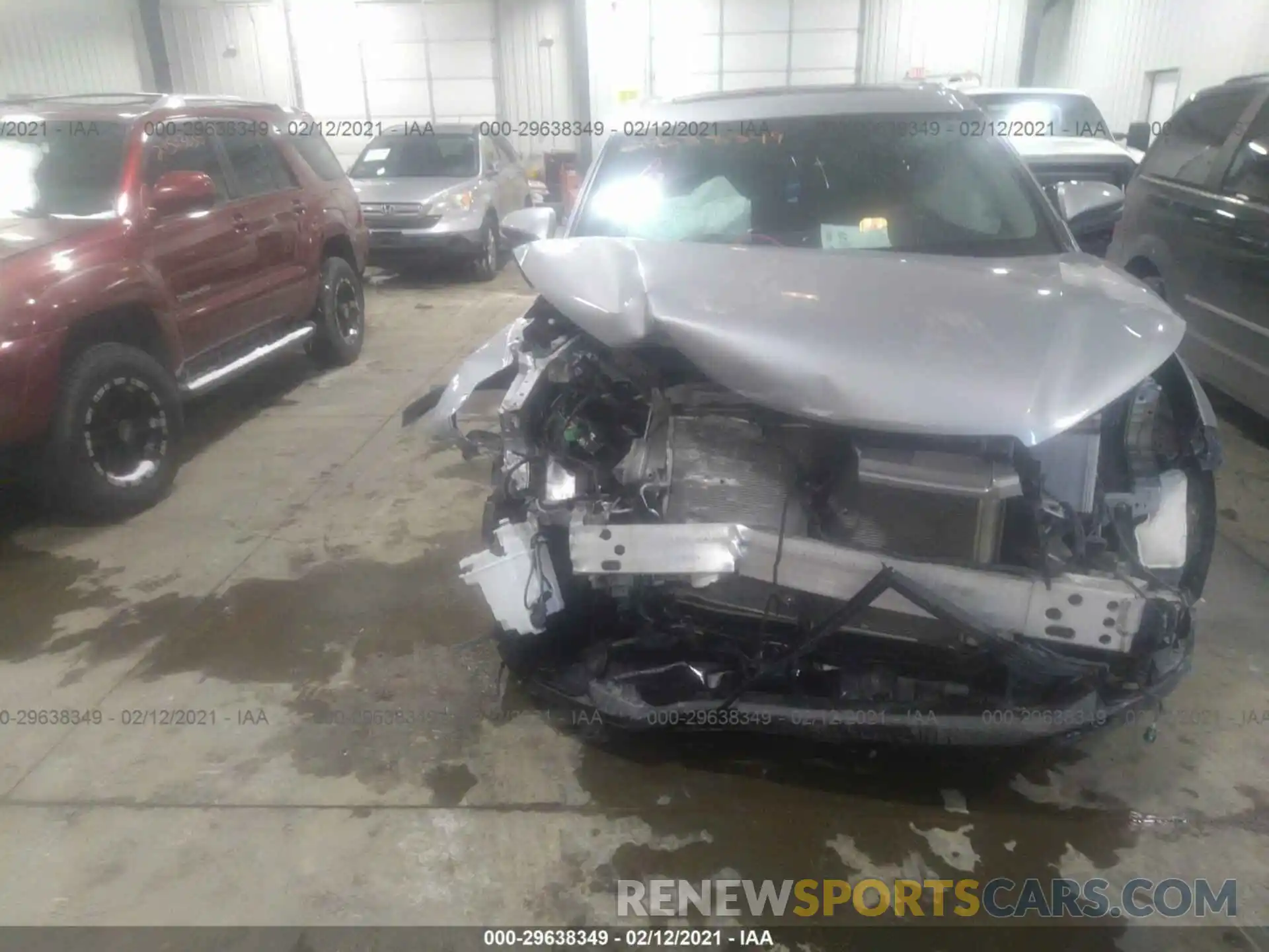 6 Photograph of a damaged car 5TDDZRFH2KS735037 TOYOTA HIGHLANDER 2019