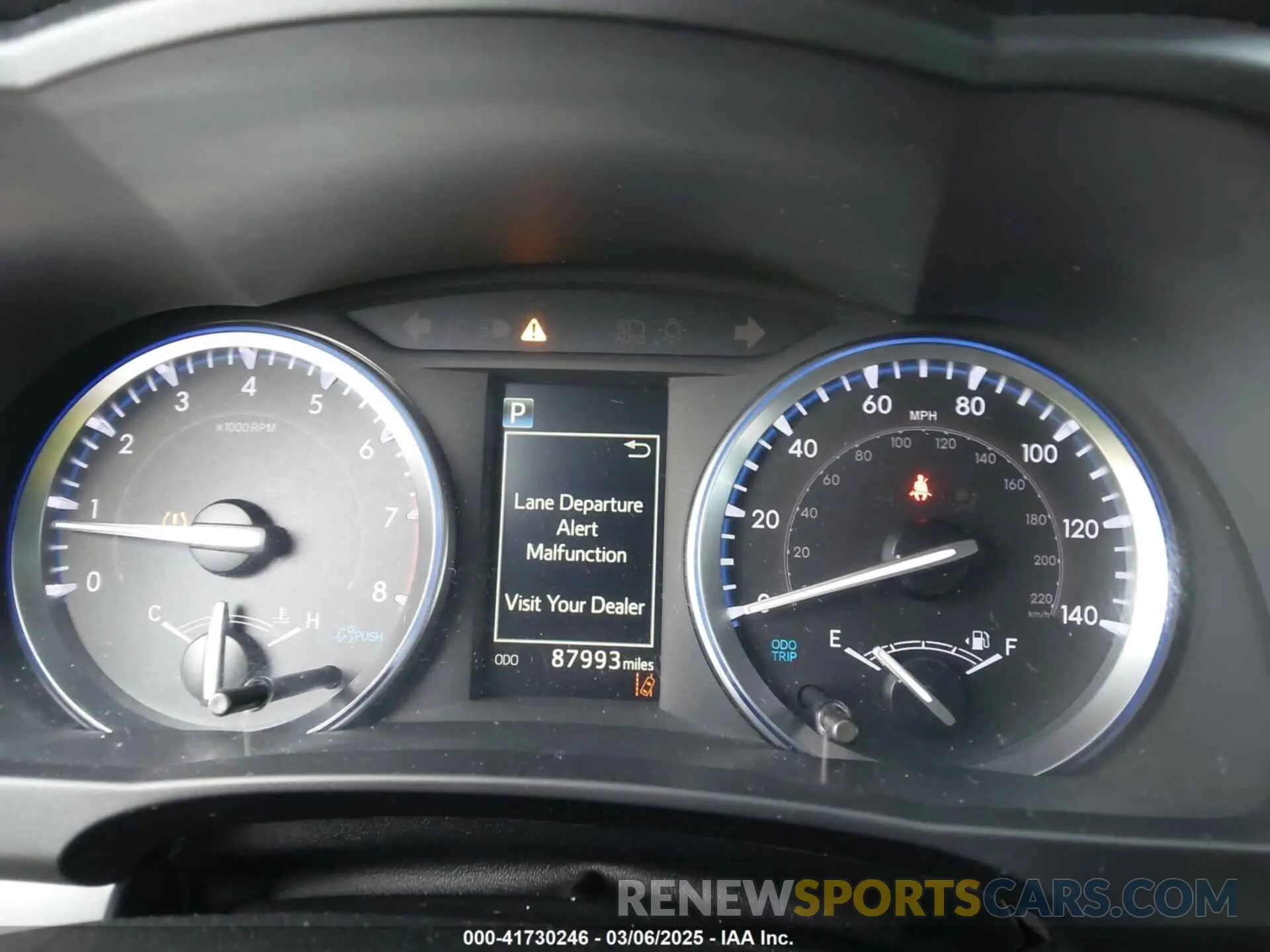 7 Photograph of a damaged car 5TDDZRFH2KS743252 TOYOTA HIGHLANDER 2019