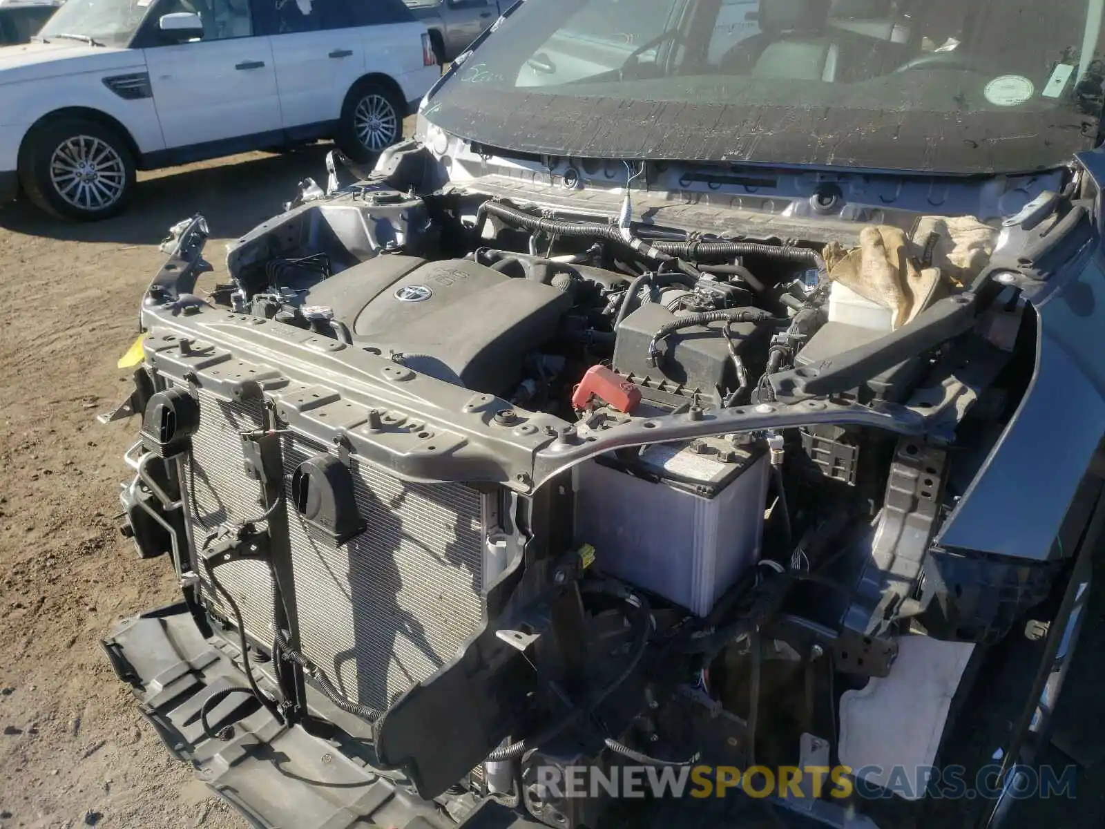 7 Photograph of a damaged car 5TDDZRFH3KS998007 TOYOTA HIGHLANDER 2019