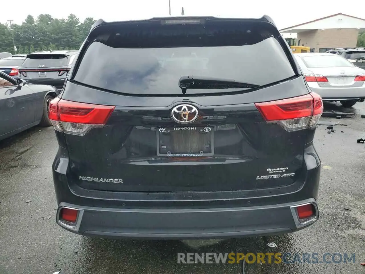 6 Photograph of a damaged car 5TDDZRFH4KS705943 TOYOTA HIGHLANDER 2019