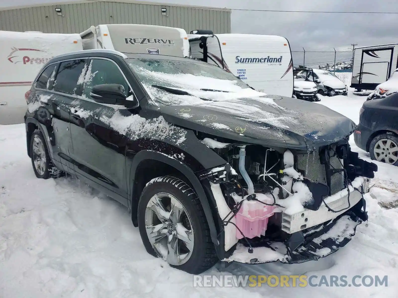 1 Photograph of a damaged car 5TDDZRFH4KS726954 TOYOTA HIGHLANDER 2019