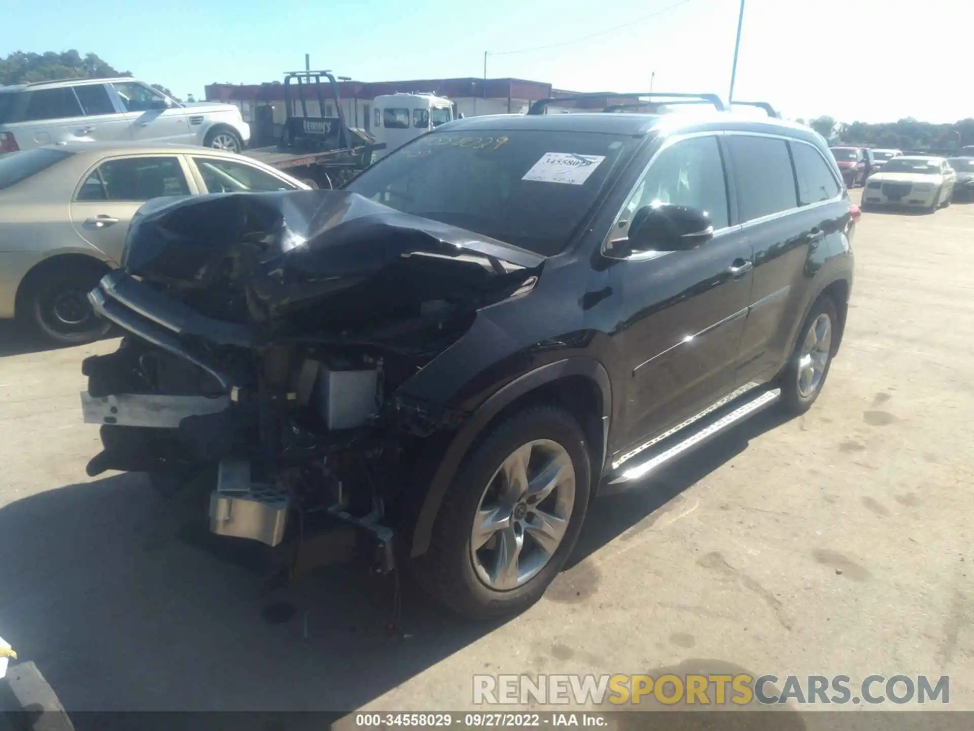 2 Photograph of a damaged car 5TDDZRFH5KS931148 TOYOTA HIGHLANDER 2019