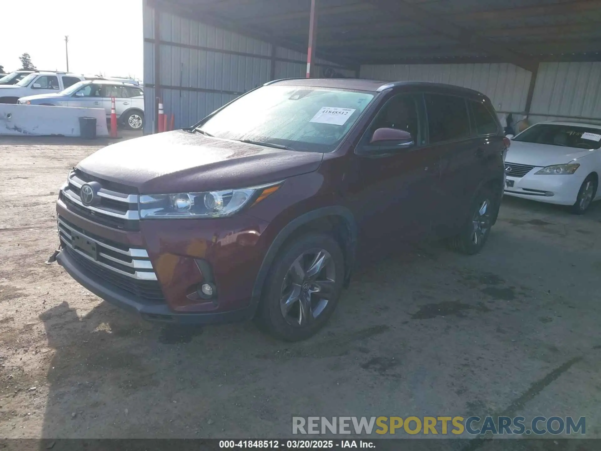 2 Photograph of a damaged car 5TDDZRFH5KS948600 TOYOTA HIGHLANDER 2019