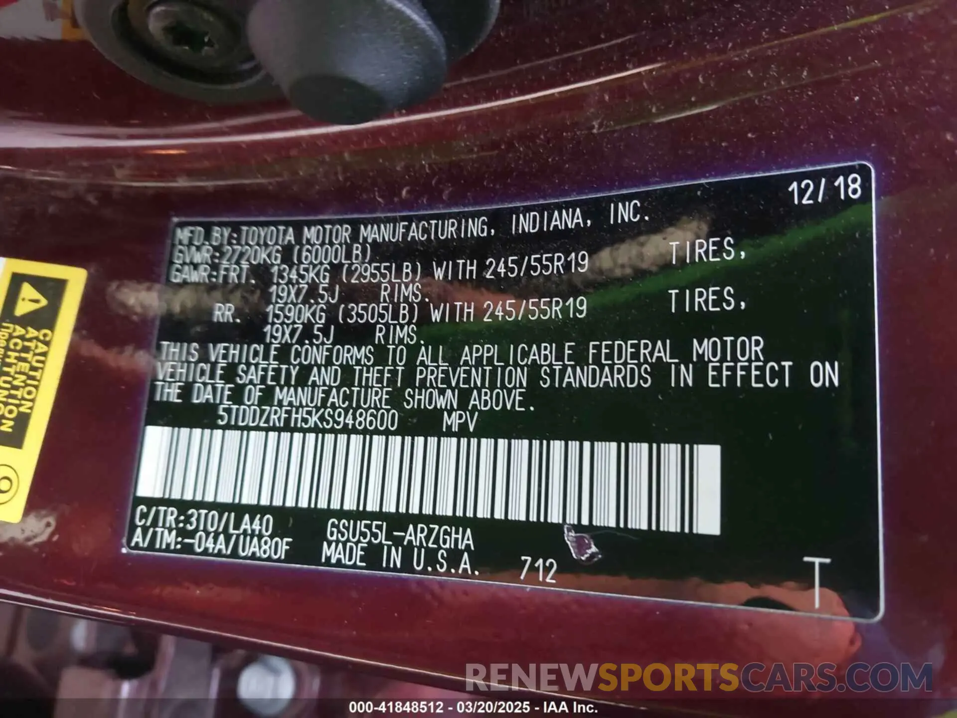 9 Photograph of a damaged car 5TDDZRFH5KS948600 TOYOTA HIGHLANDER 2019