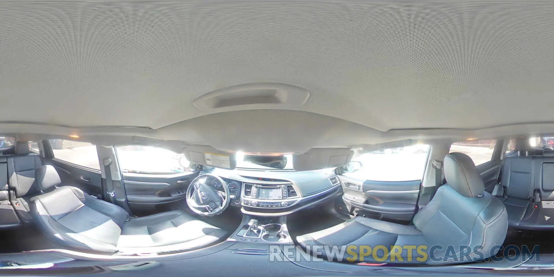 15 Photograph of a damaged car 5TDDZRFH6KS712523 TOYOTA HIGHLANDER 2019