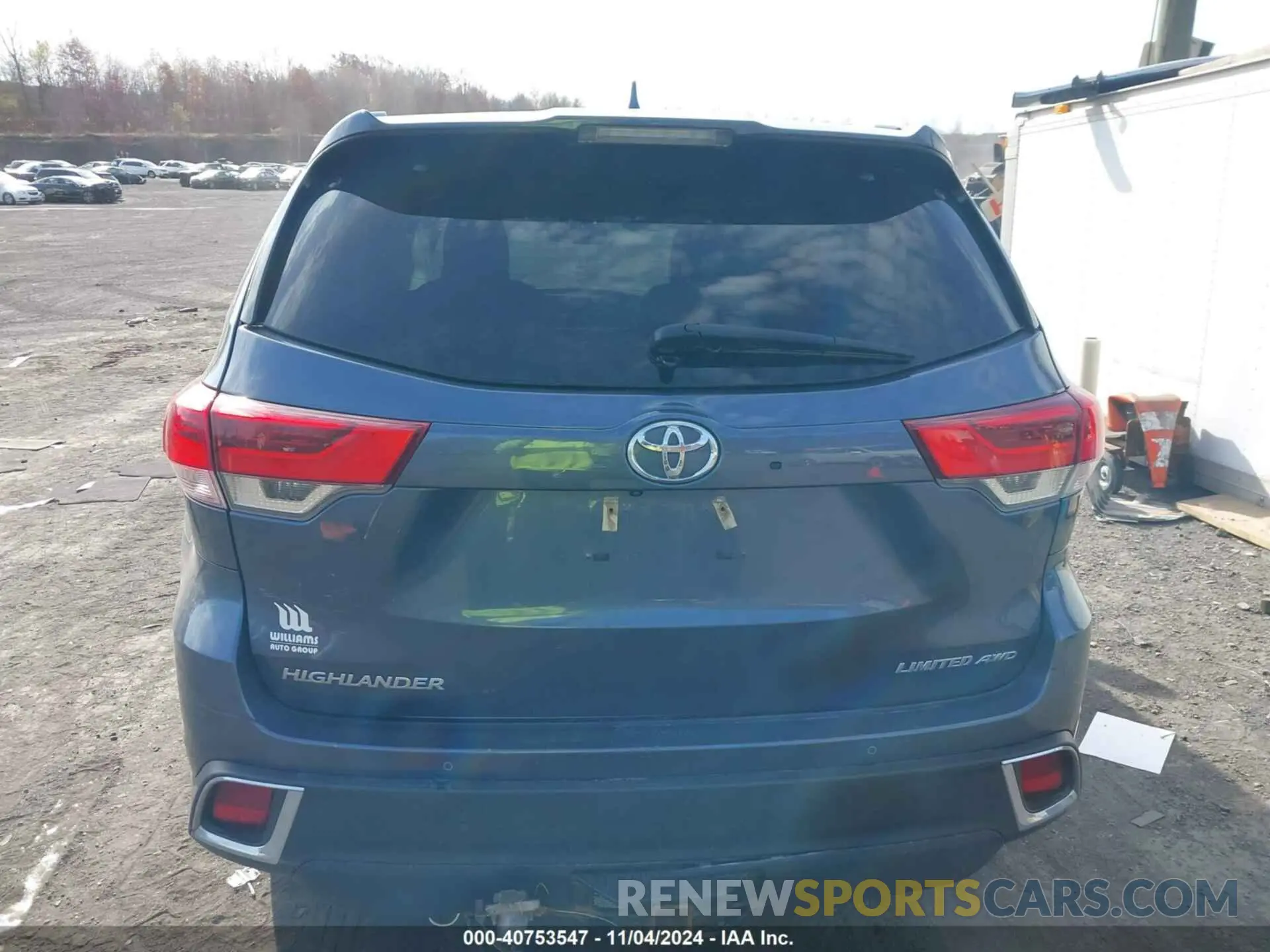 16 Photograph of a damaged car 5TDDZRFH6KS976423 TOYOTA HIGHLANDER 2019