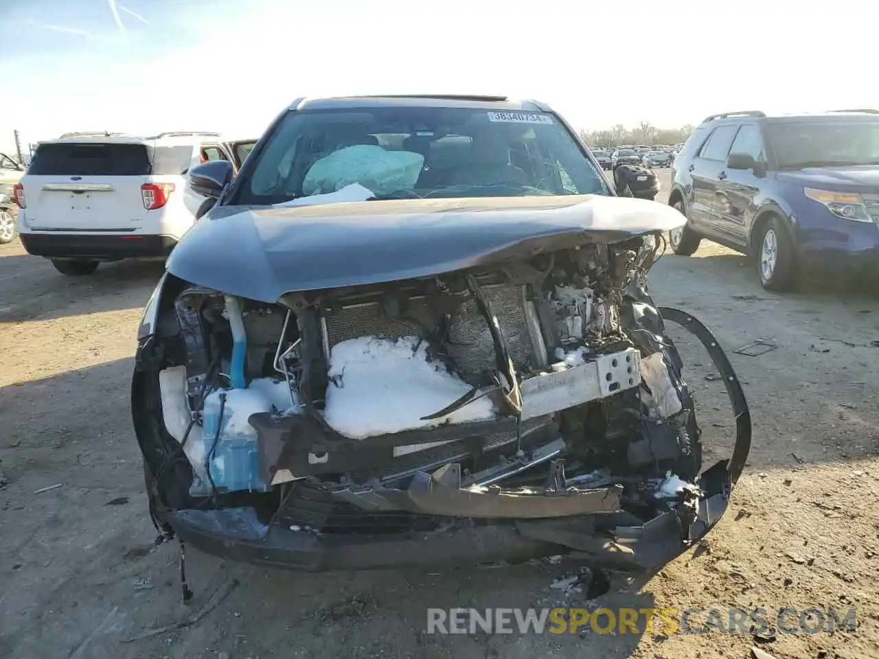 5 Photograph of a damaged car 5TDDZRFH7KS706696 TOYOTA HIGHLANDER 2019