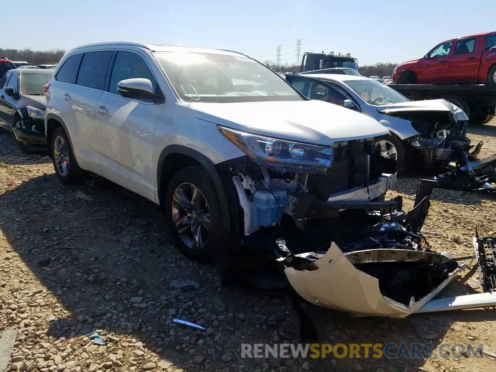 1 Photograph of a damaged car 5TDDZRFH7KS933449 TOYOTA HIGHLANDER 2019