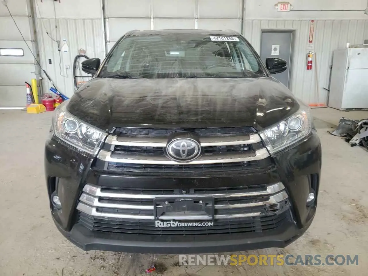 5 Photograph of a damaged car 5TDDZRFH7KS949182 TOYOTA HIGHLANDER 2019