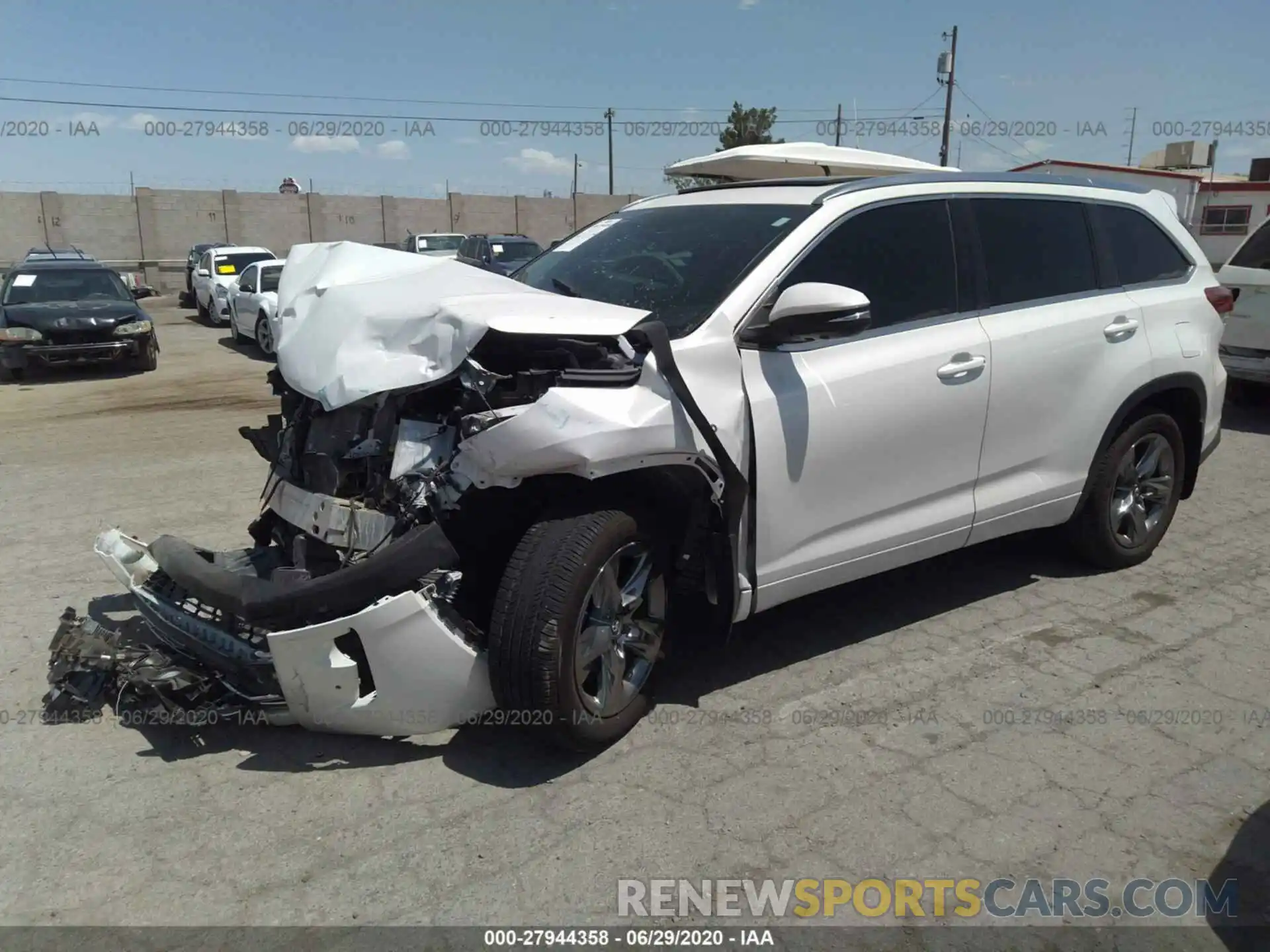 2 Photograph of a damaged car 5TDDZRFH7KS958089 TOYOTA HIGHLANDER 2019